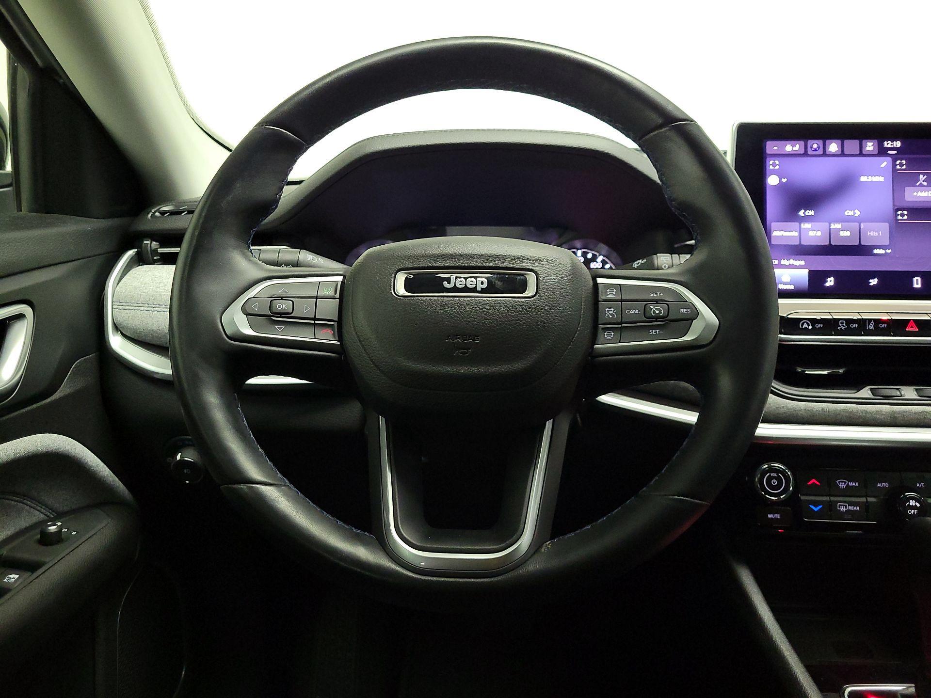 Thumbnail: 2022 Jeep Compass - 10