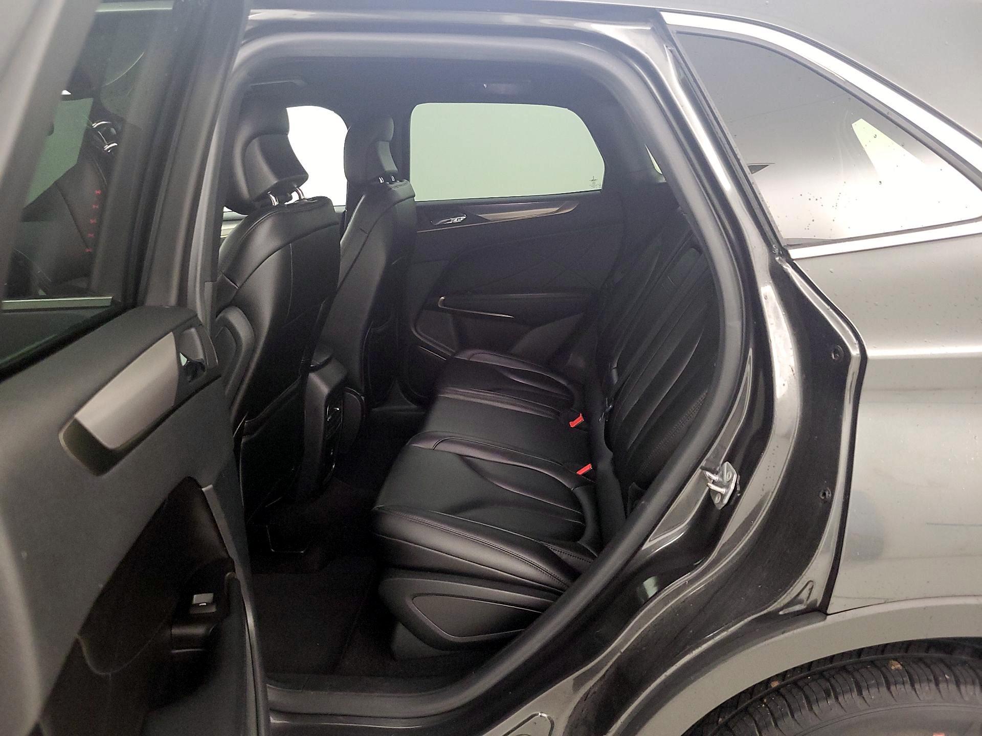 Thumbnail: 2019 Lincoln MKC - 19