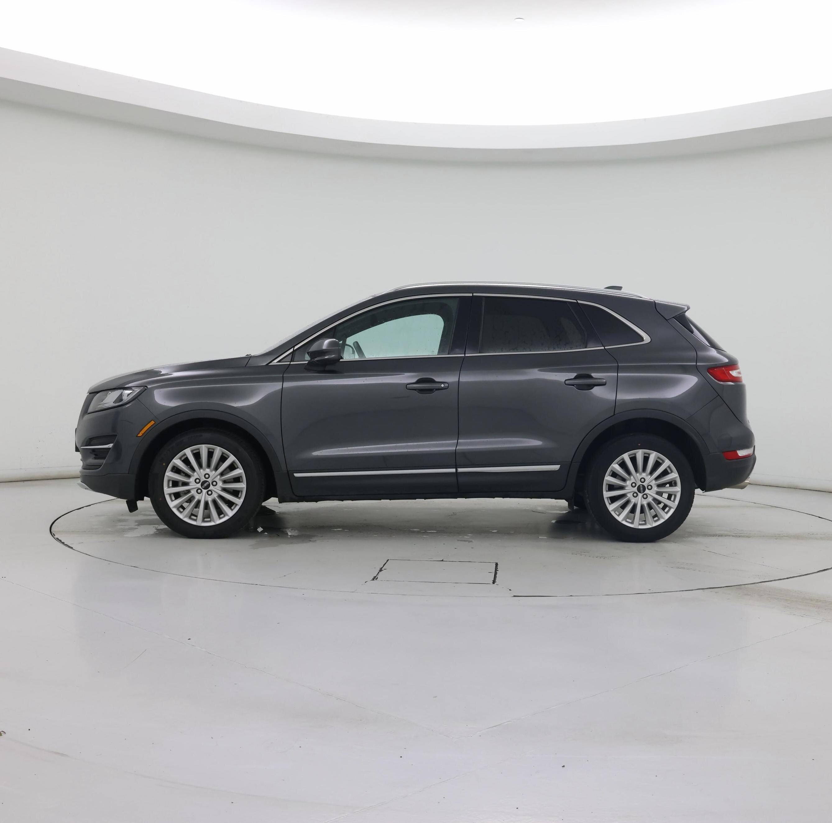 Thumbnail: 2019 Lincoln MKC - 3