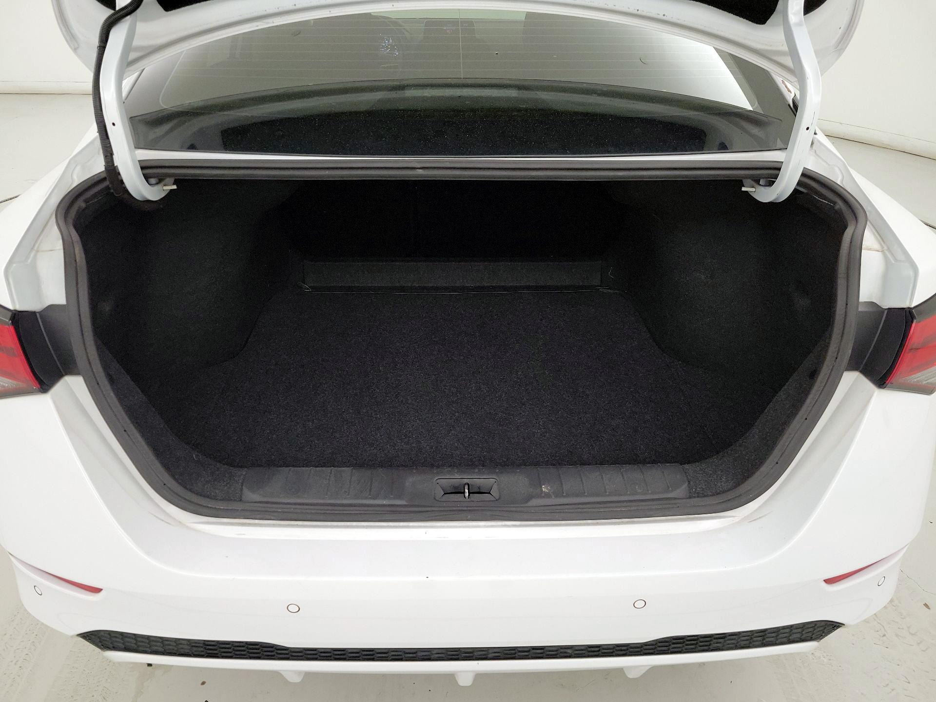 Thumbnail: 2020 Nissan Sentra - 20