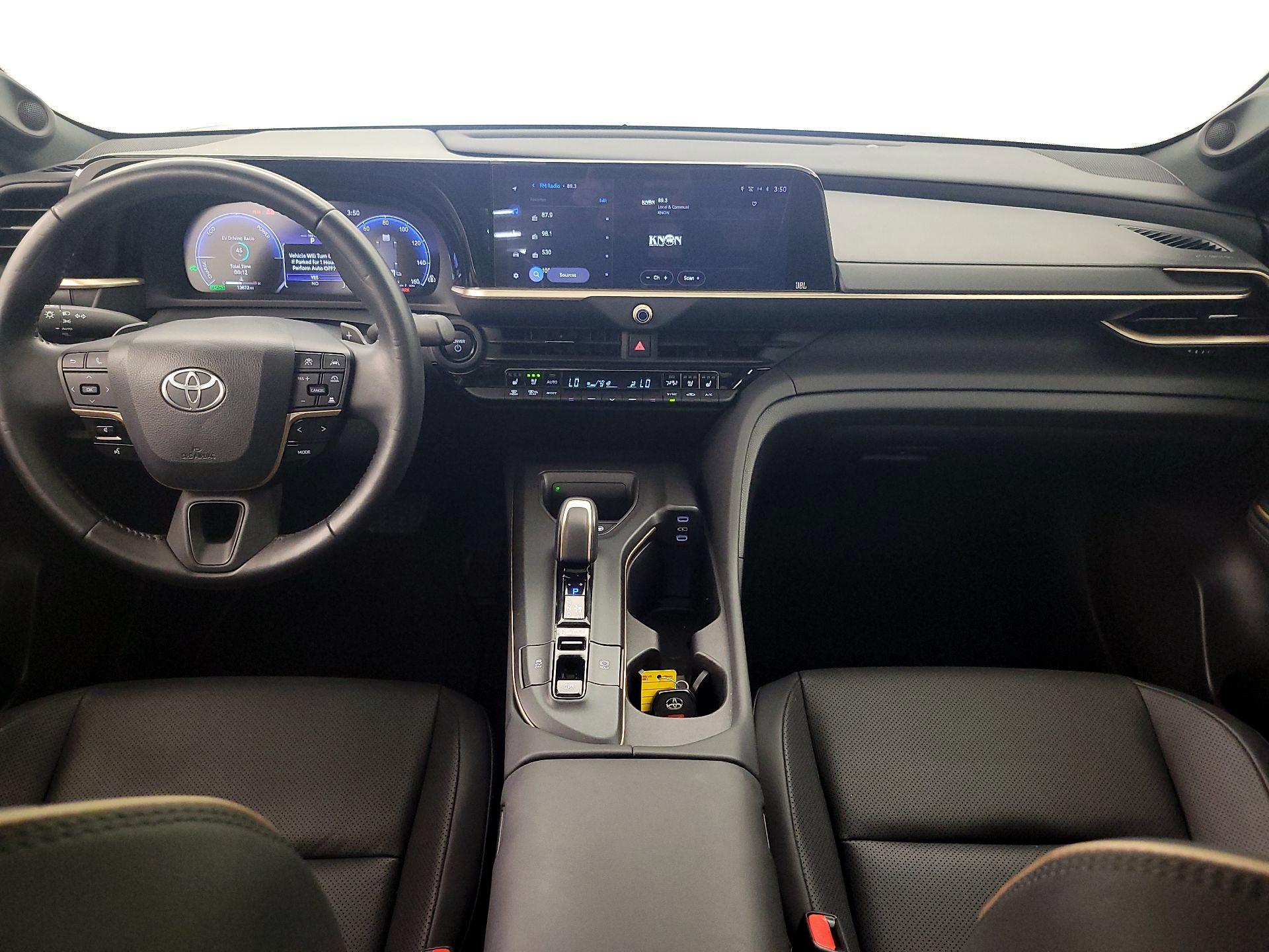 Thumbnail: 2023 Toyota Crown - 9