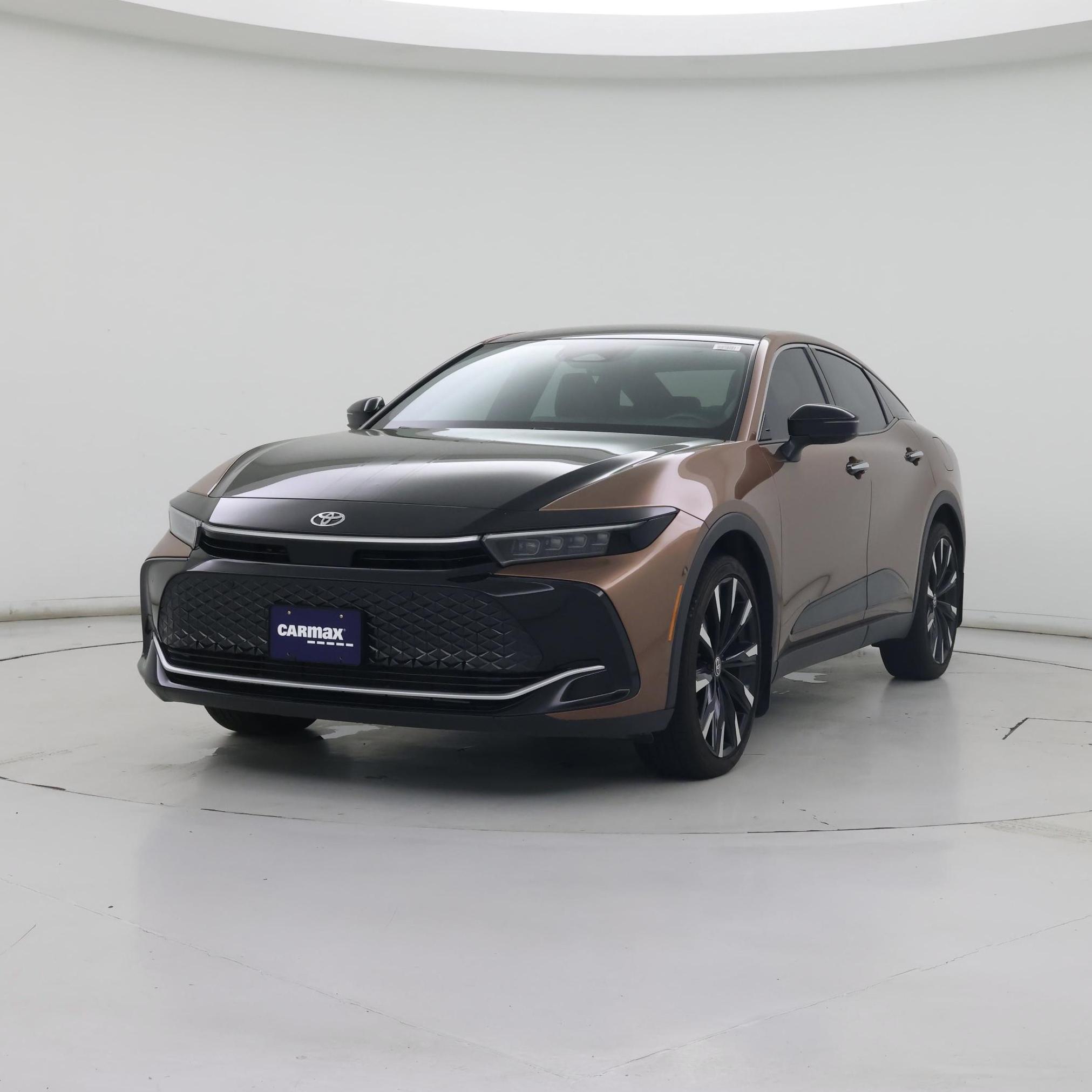 Thumbnail: 2023 Toyota Crown - 4