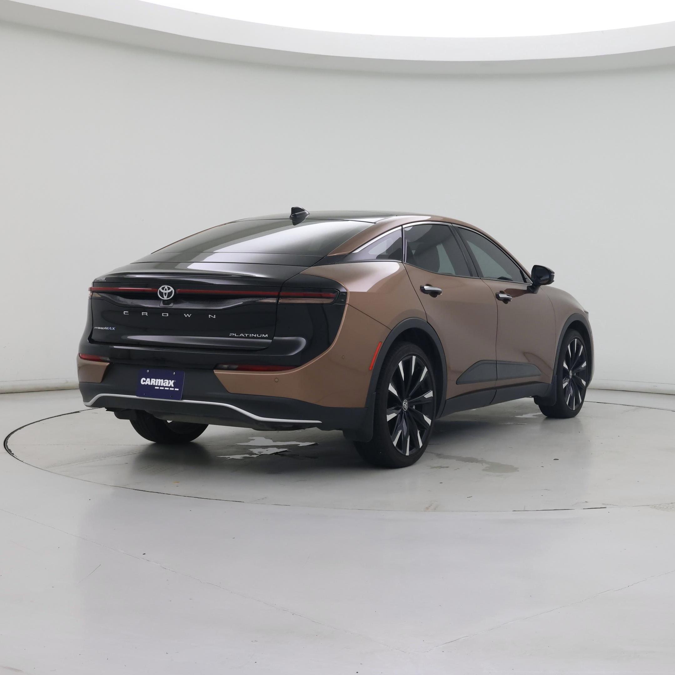 Thumbnail: 2023 Toyota Crown - 8