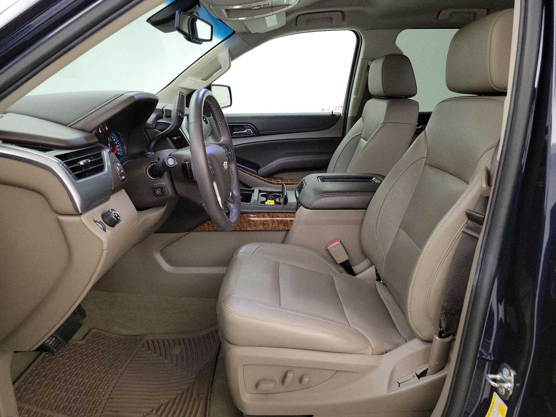 Thumbnail: 2018 Chevrolet Tahoe - 11