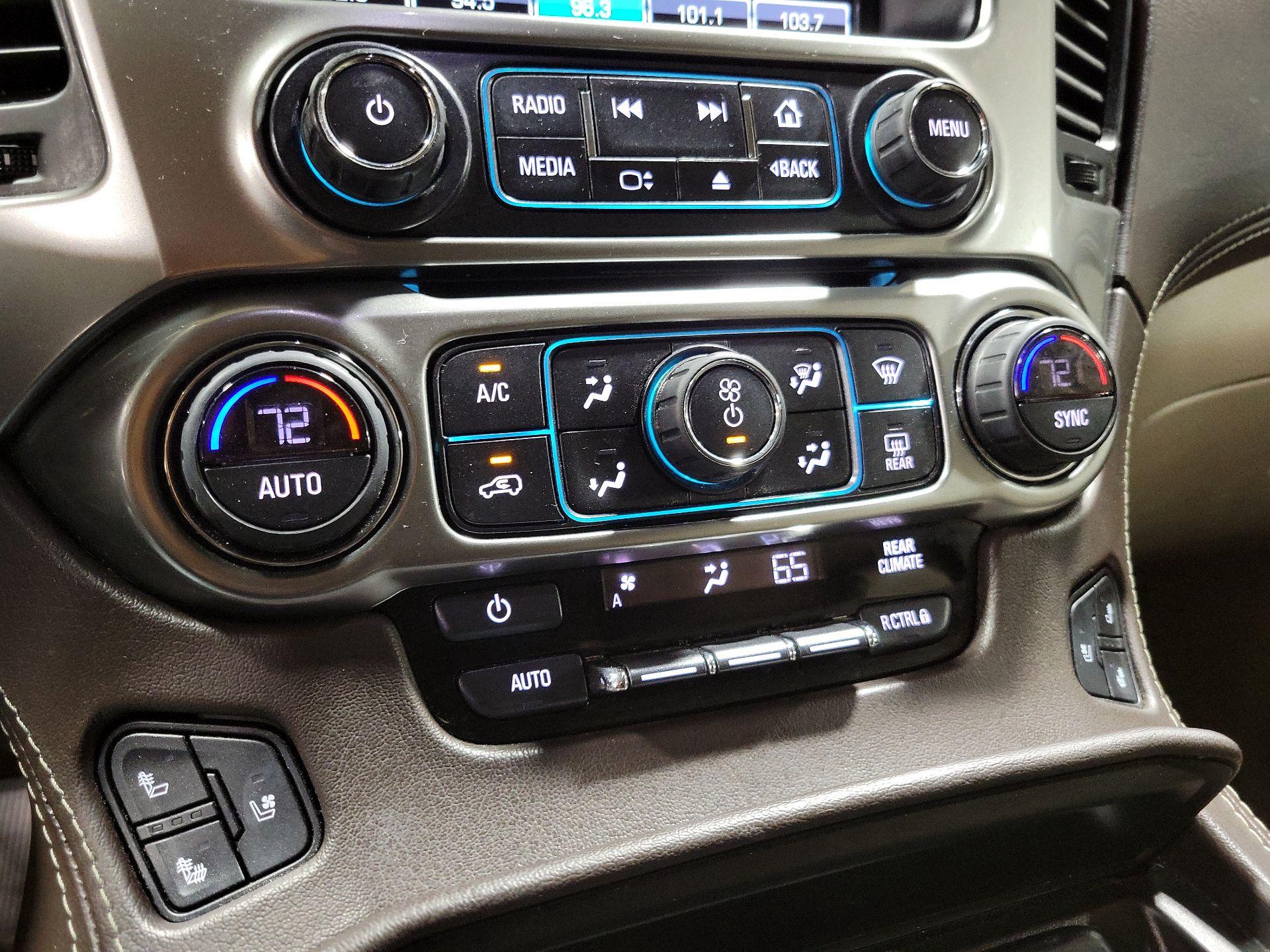 Thumbnail: 2018 Chevrolet Tahoe - 17