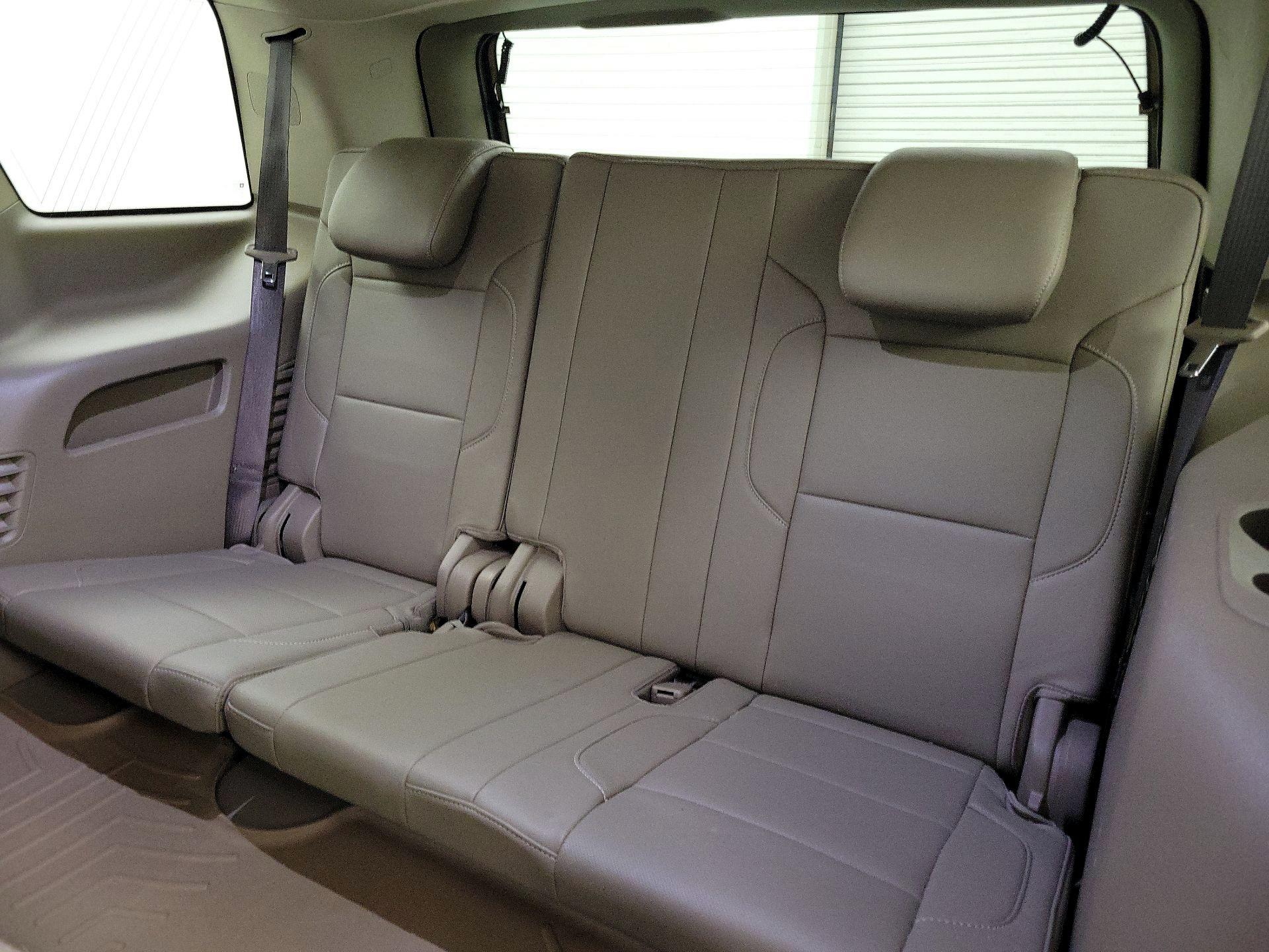 Thumbnail: 2018 Chevrolet Tahoe - 20