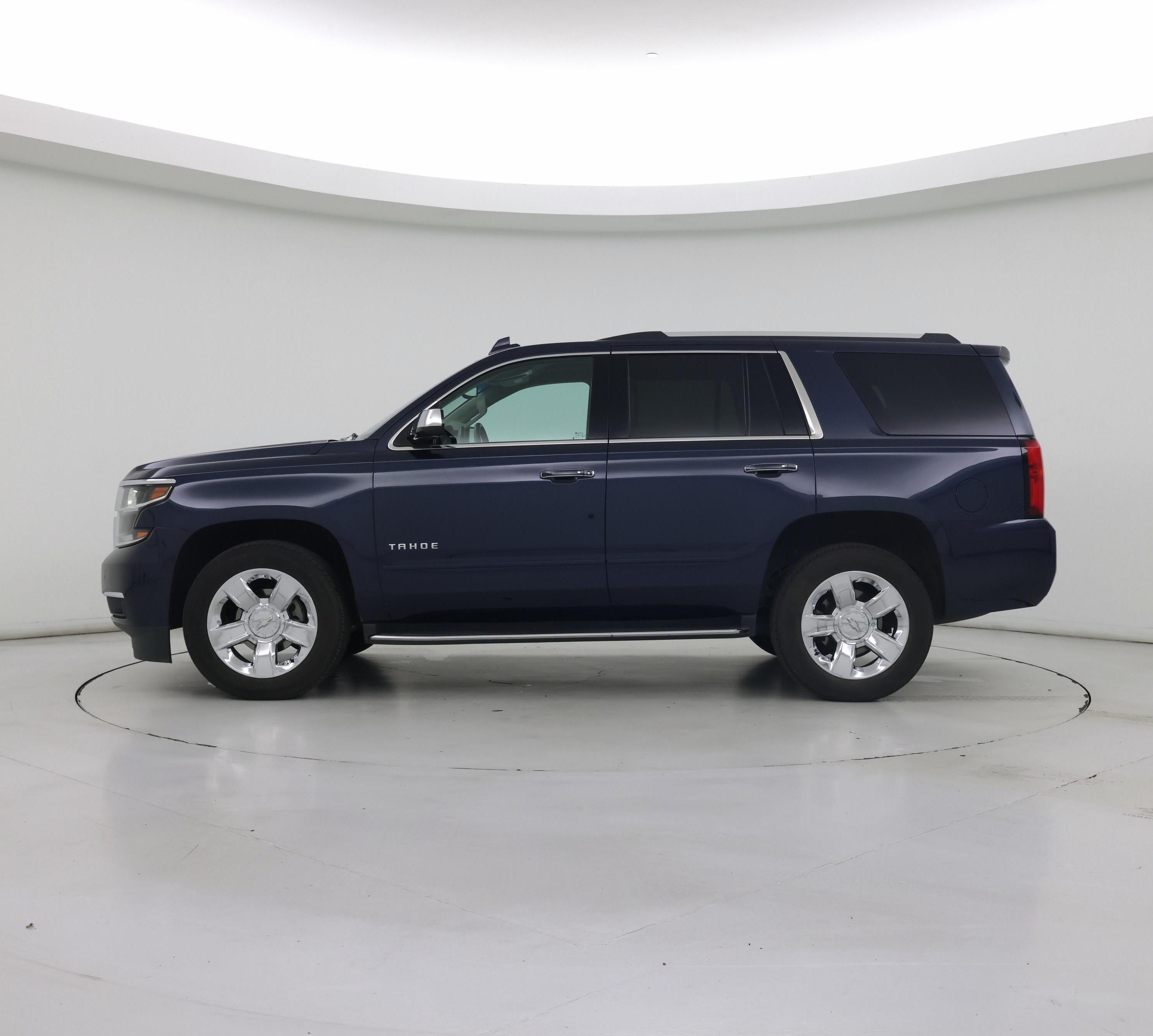 Thumbnail: 2018 Chevrolet Tahoe - 3