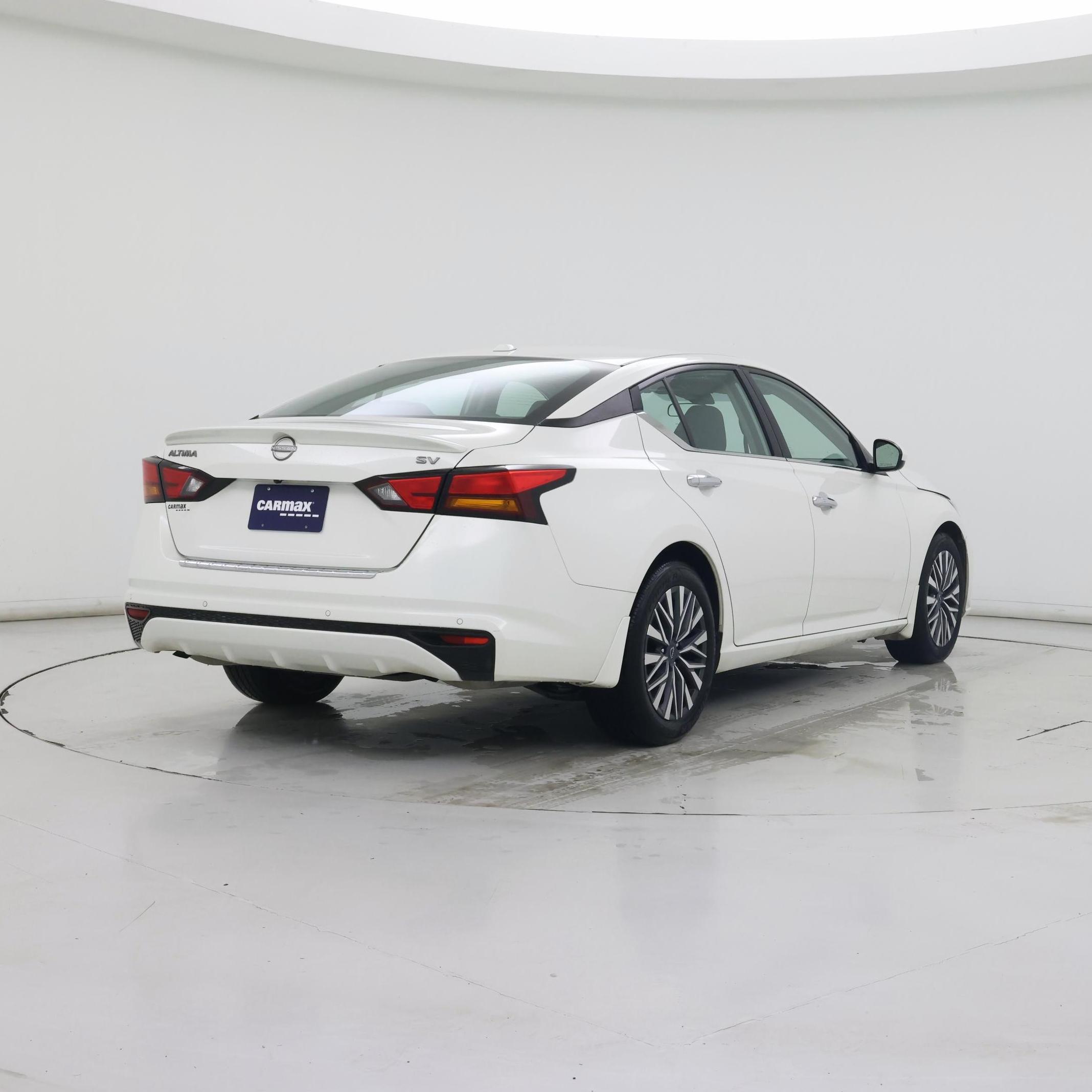 Thumbnail: 2023 Nissan Altima - 8