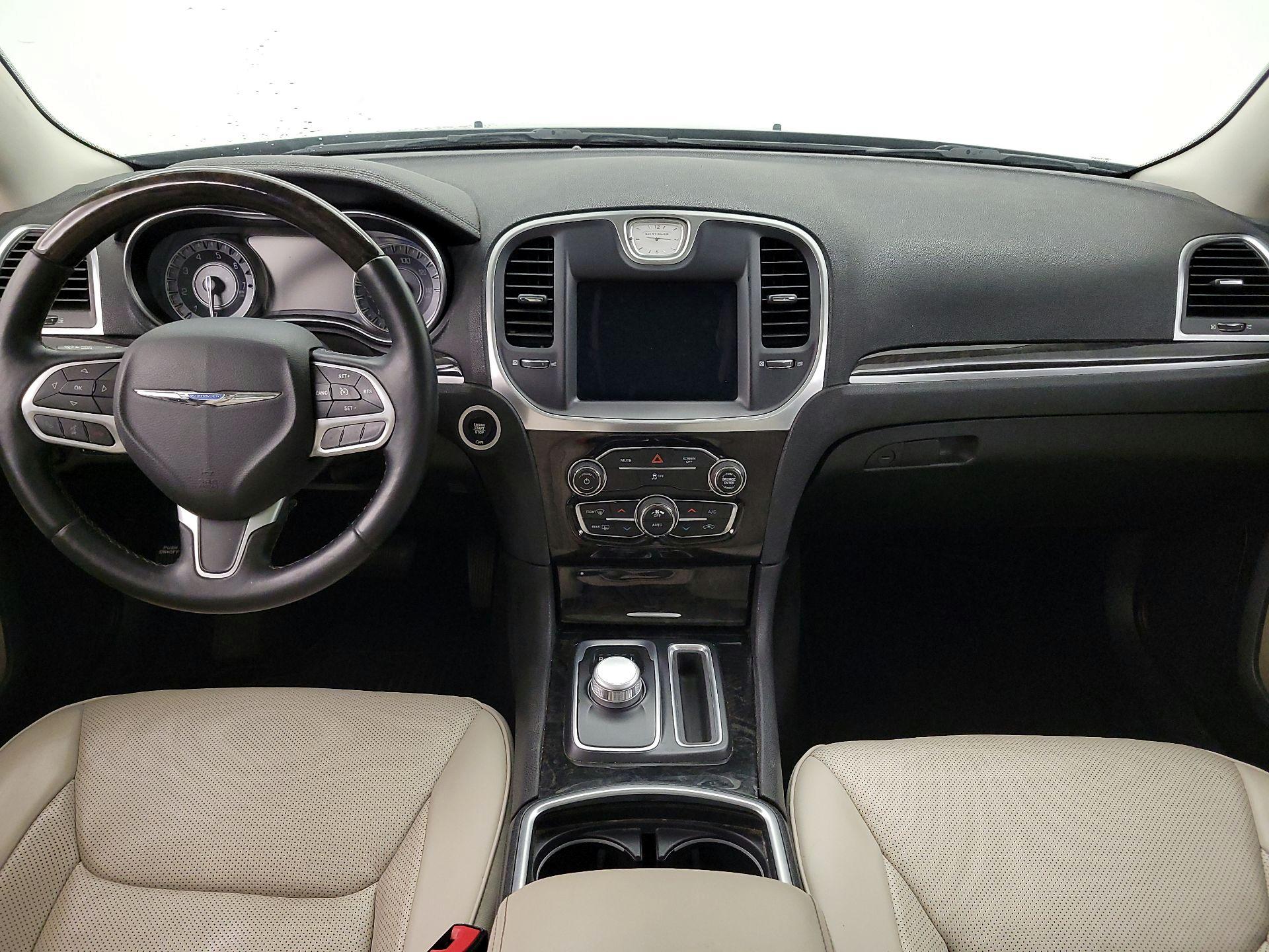 Thumbnail: 2017 Chrysler 300 - 9