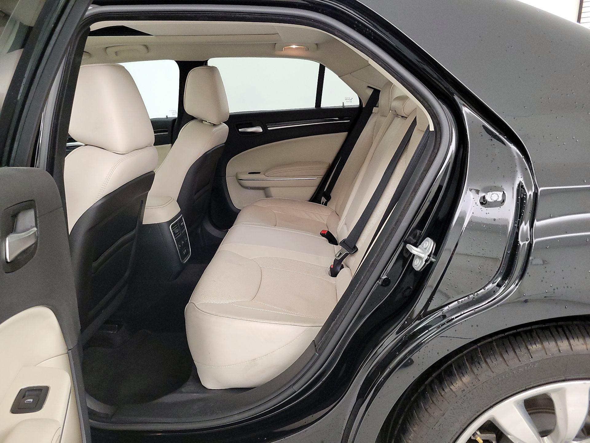 Thumbnail: 2017 Chrysler 300 - 20