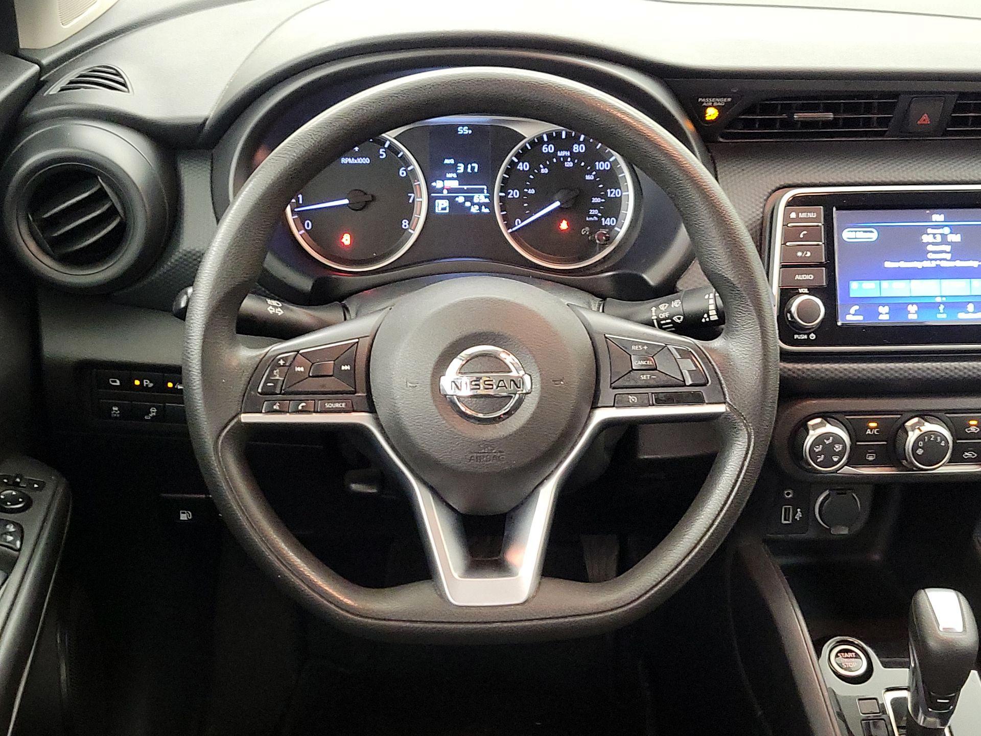 Thumbnail: 2021 Nissan Kicks - 10