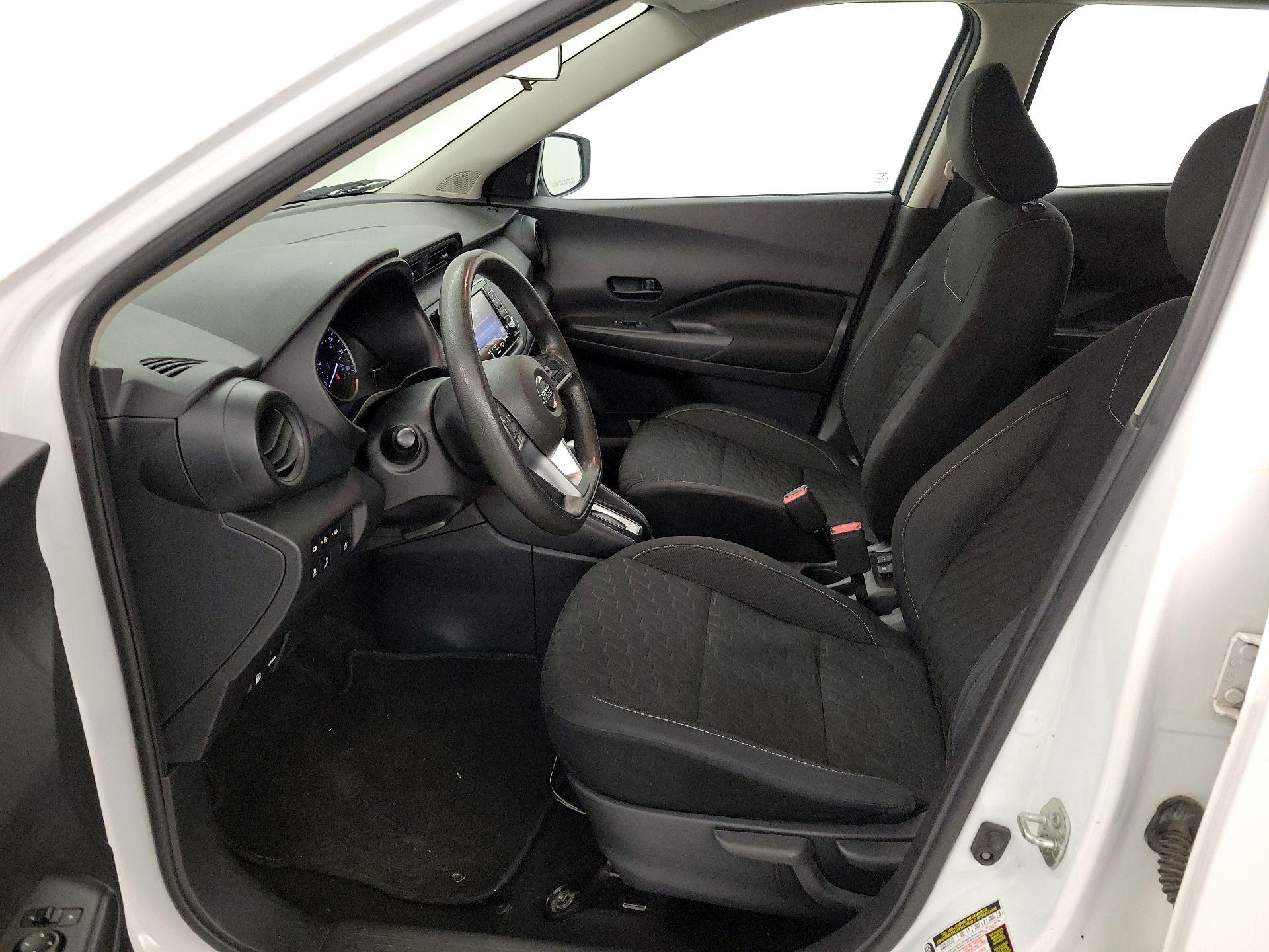 Thumbnail: 2021 Nissan Kicks - 11