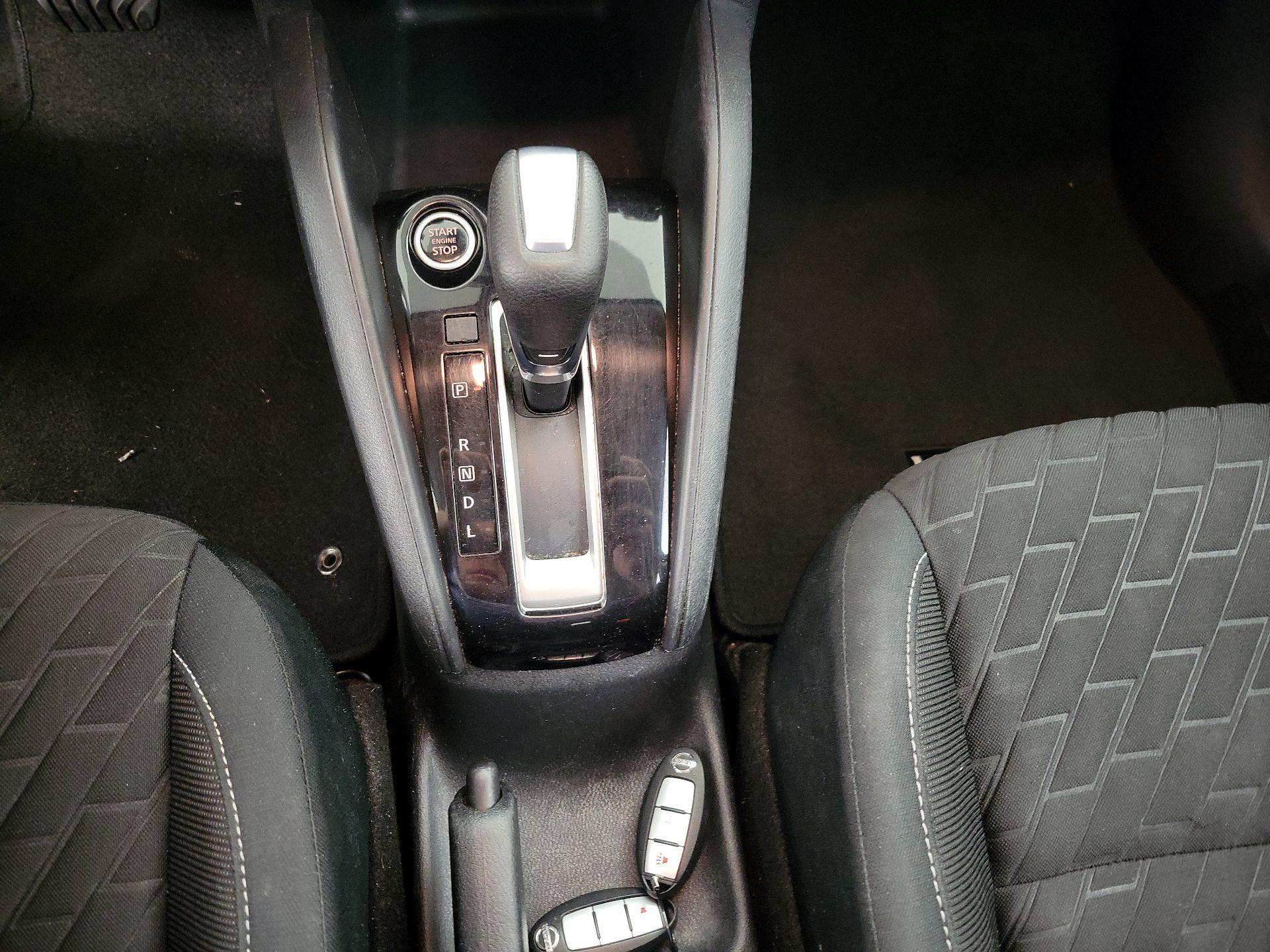 Thumbnail: 2021 Nissan Kicks - 17