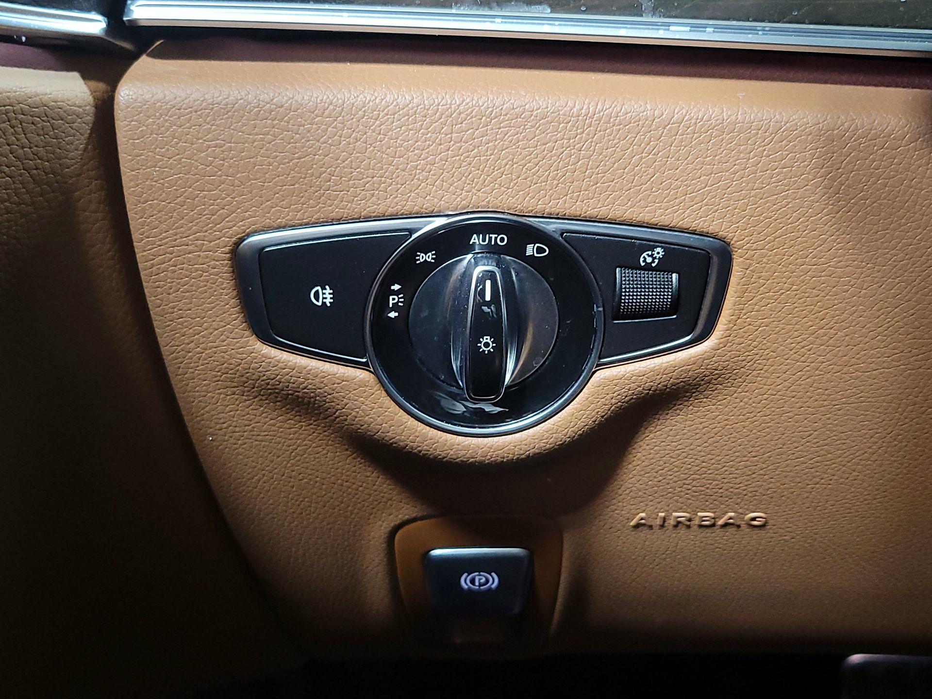 Thumbnail: 2018 Mercedes-Benz E-Class - 13