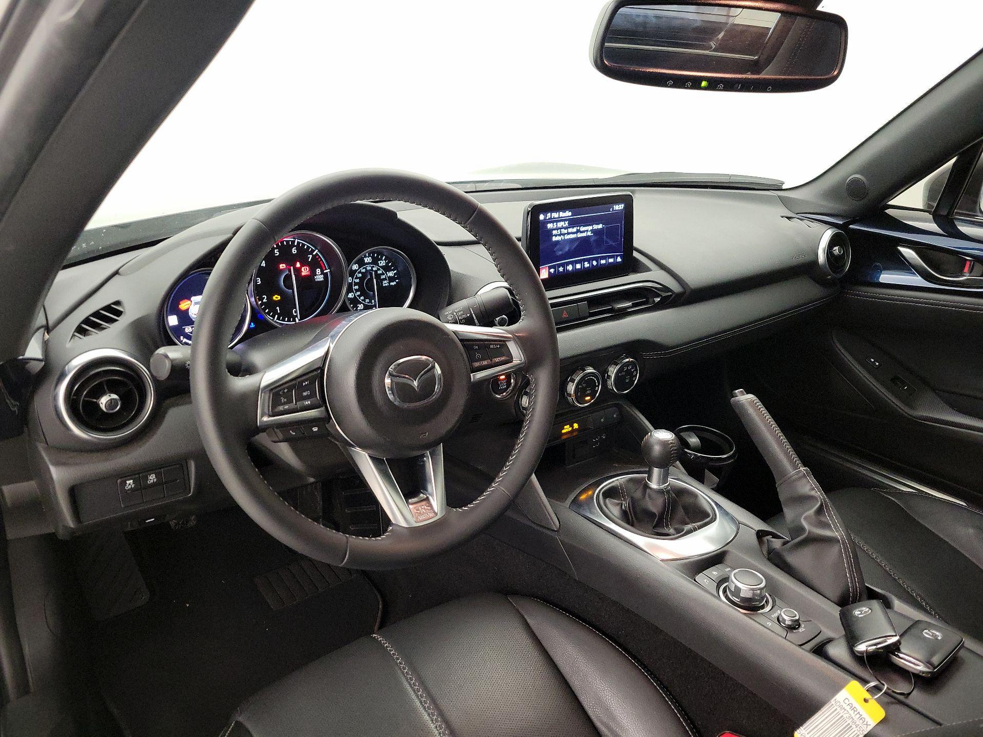 Thumbnail: 2021 Mazda MX-5 Miata - 9