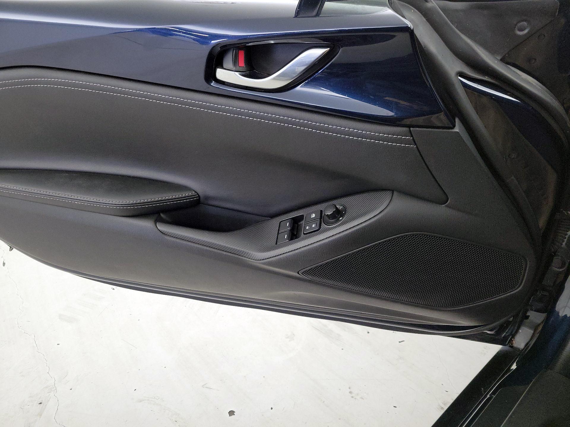 Thumbnail: 2021 Mazda MX-5 Miata - 12