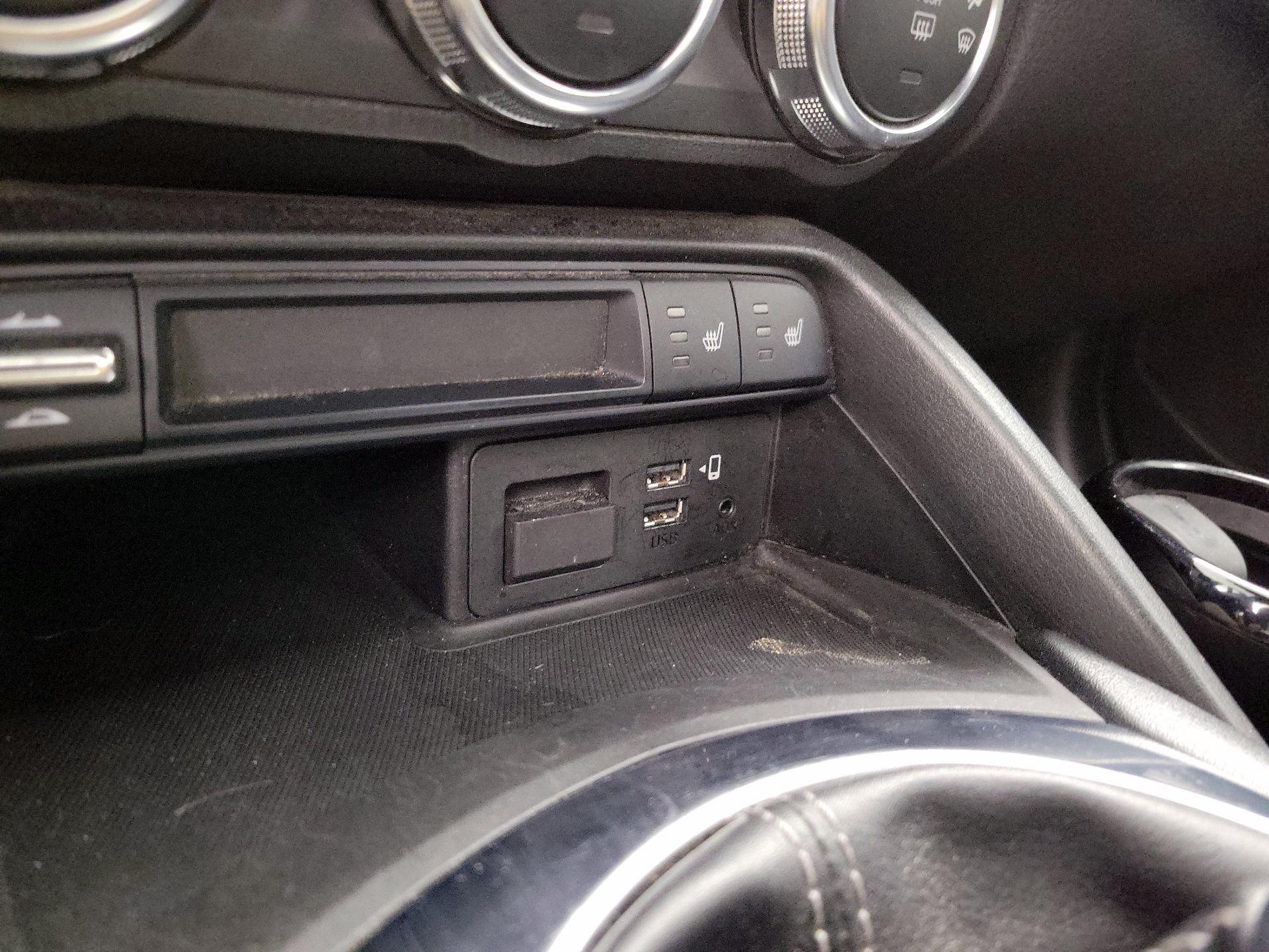 Thumbnail: 2021 Mazda MX-5 Miata - 18