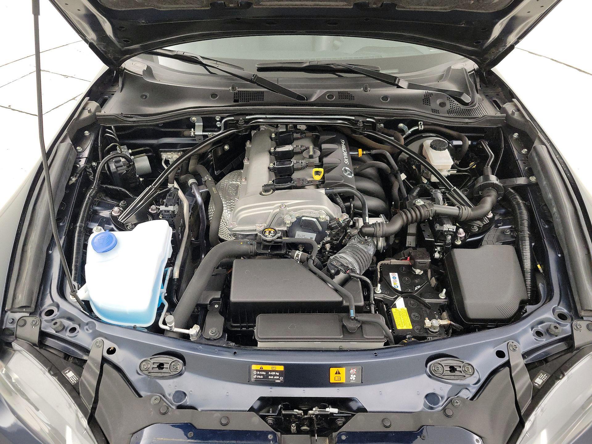 Thumbnail: 2021 Mazda MX-5 Miata - 20