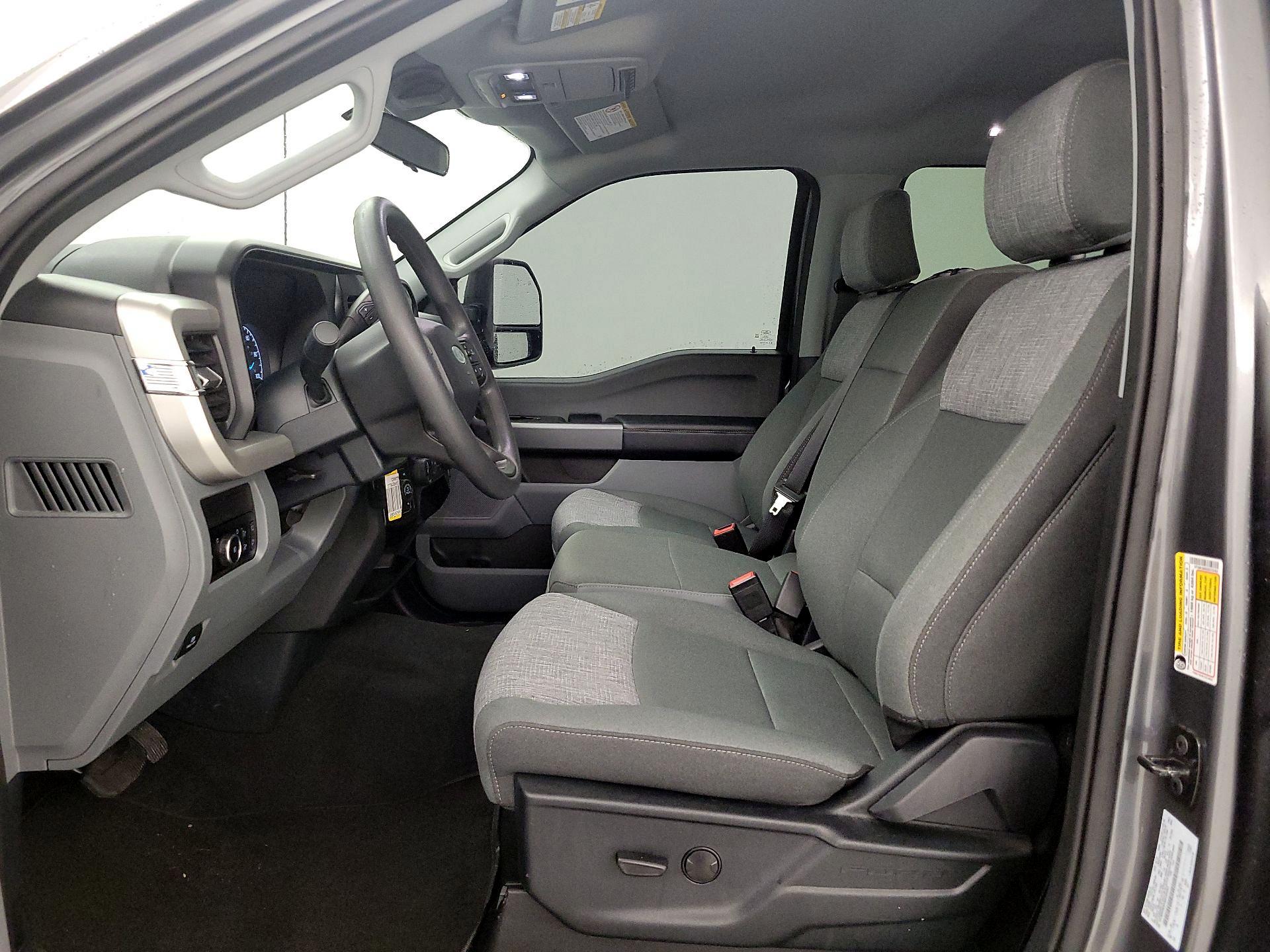 Thumbnail: 2025 Ford F-350 - 11