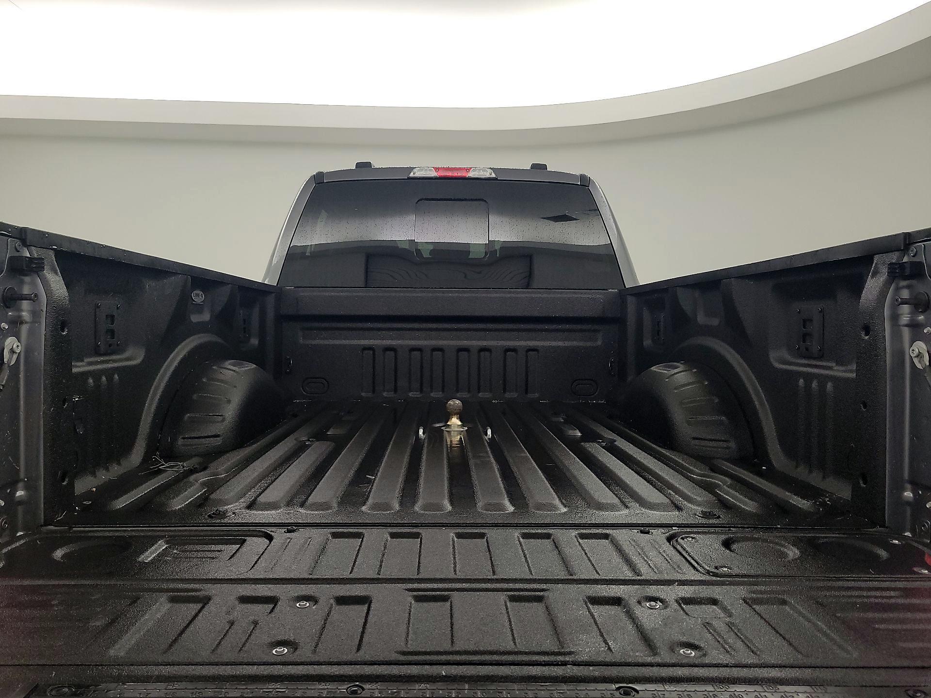 Thumbnail: 2025 Ford F-350 - 19