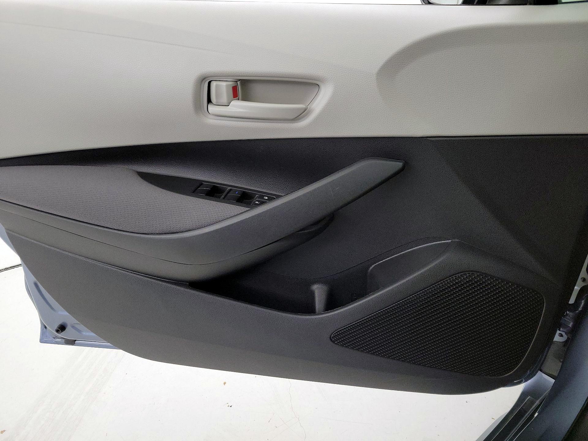 Thumbnail: 2022 Toyota Corolla - 12