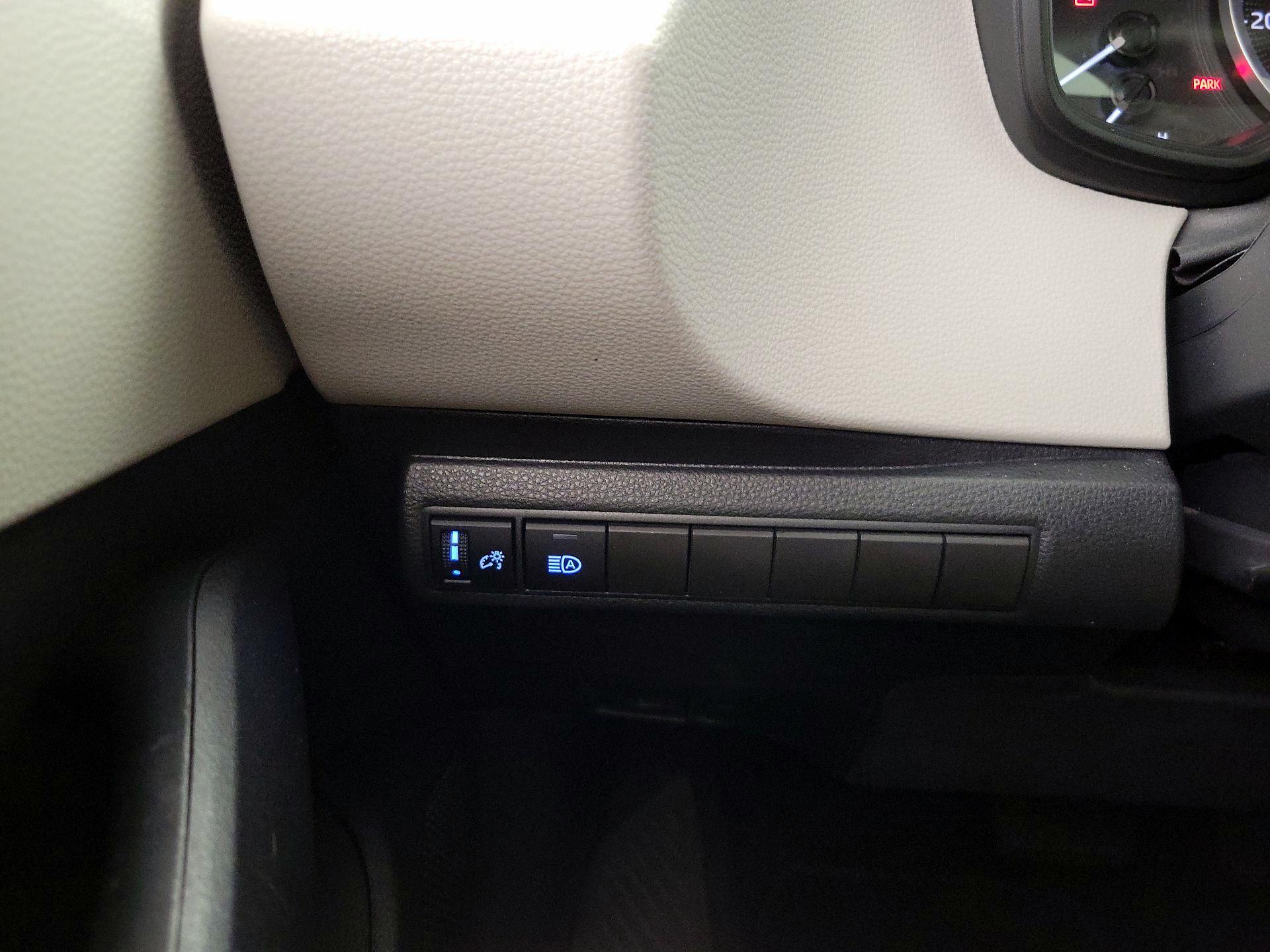 Thumbnail: 2022 Toyota Corolla - 13