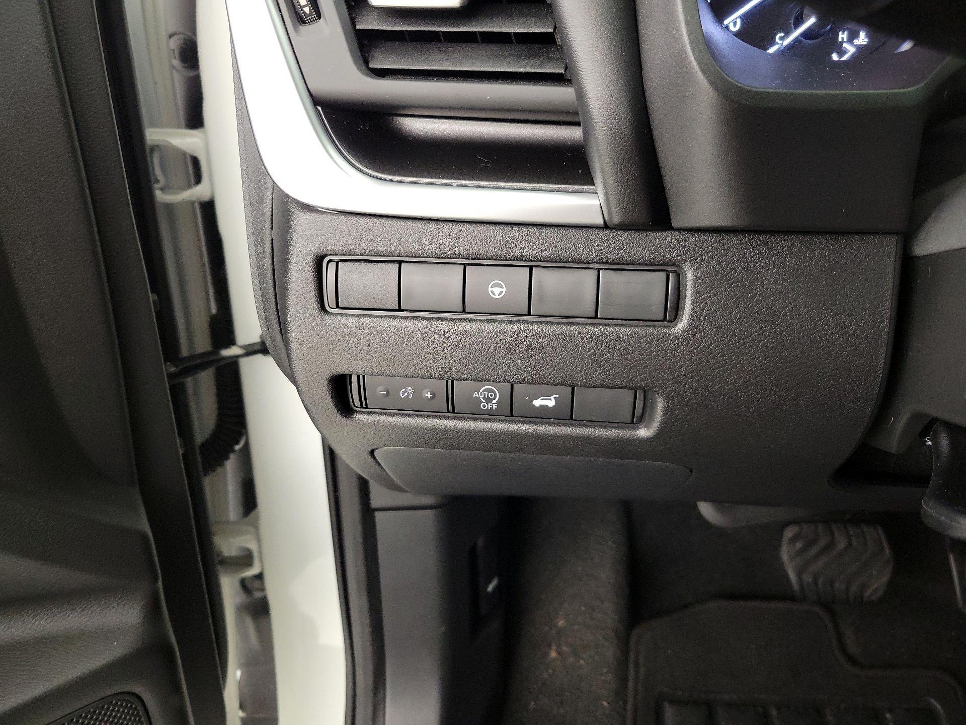 Thumbnail: 2023 Nissan Rogue - 13