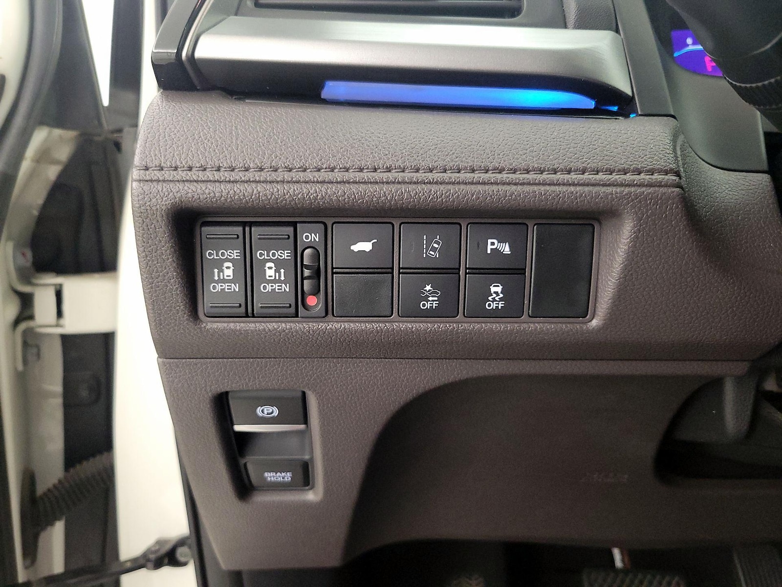 2018 Honda Odyssey Elite - Photo 14