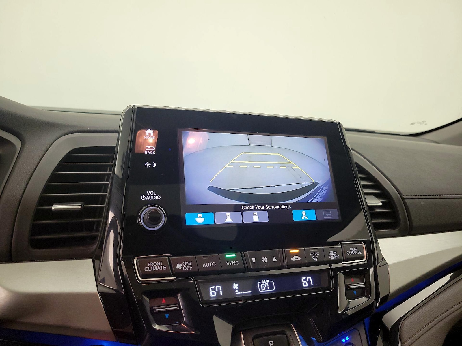 2018 Honda Odyssey Elite - Photo 16