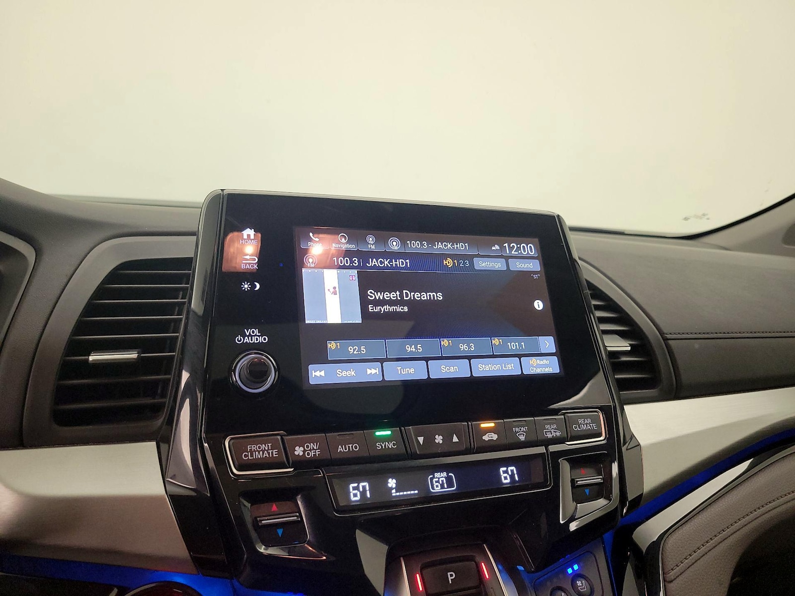 2018 Honda Odyssey Elite - Photo 17