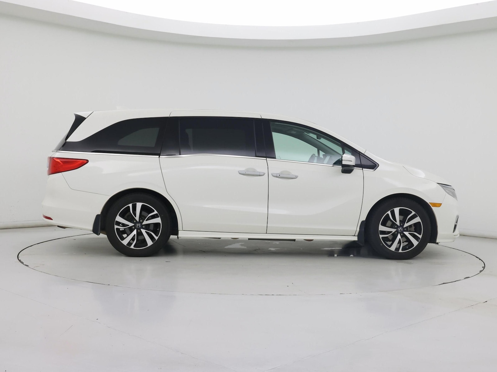 2018 Honda Odyssey Elite - Photo 8