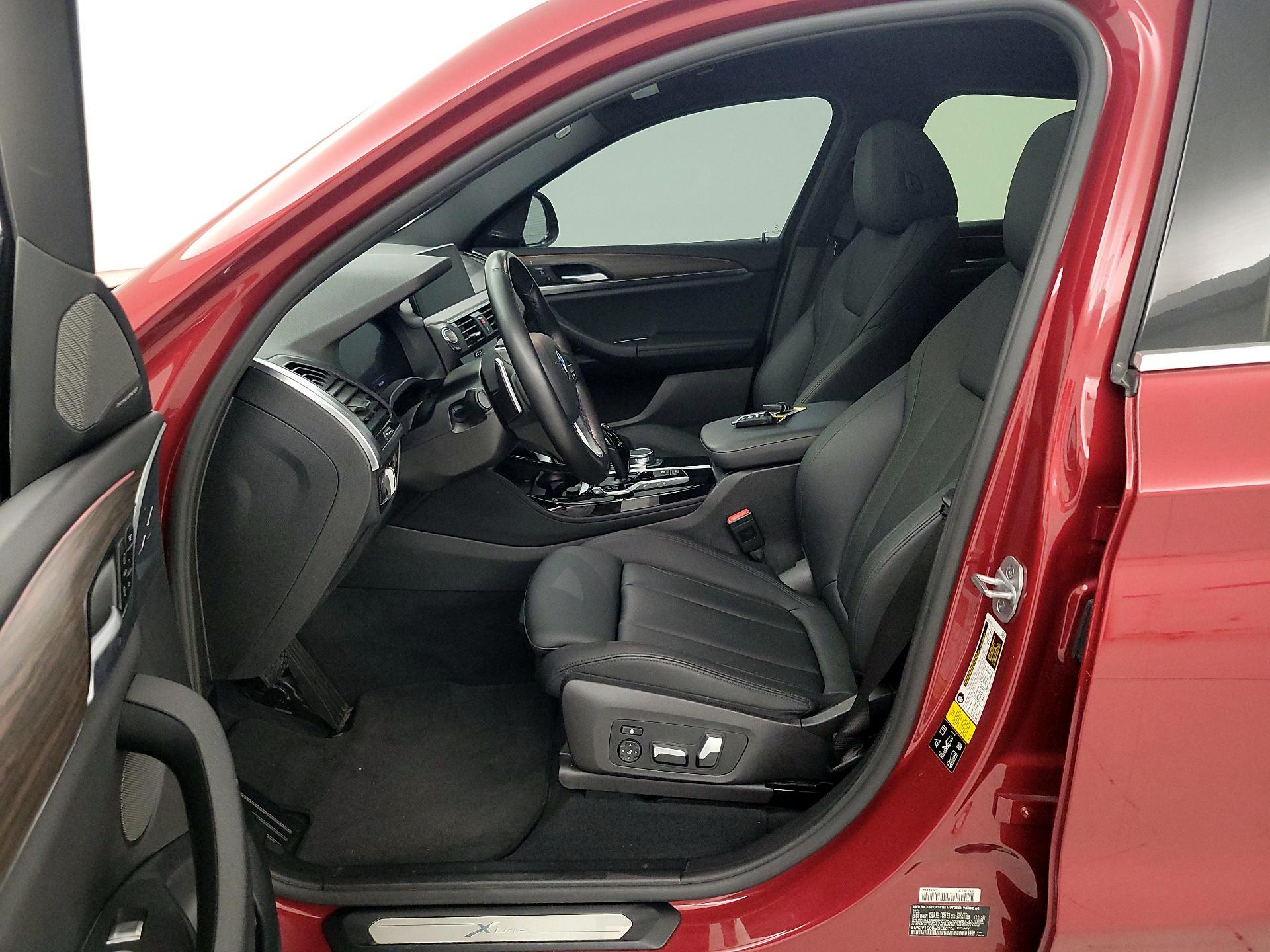 Thumbnail: 2021 BMW X4 - 11