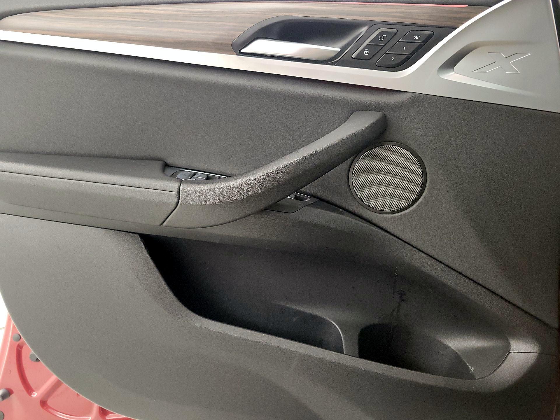 Thumbnail: 2021 BMW X4 - 12