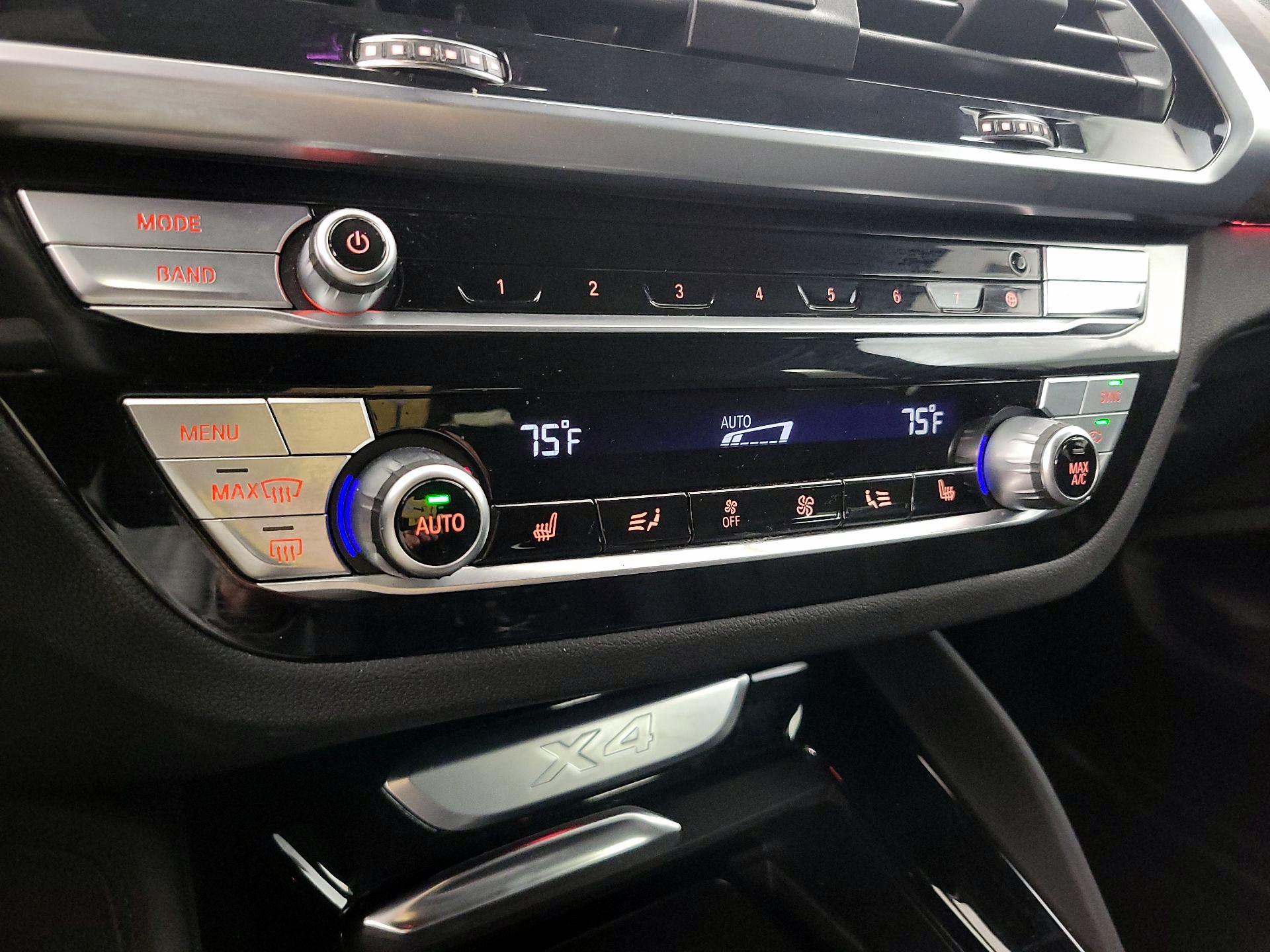 Thumbnail: 2021 BMW X4 - 16