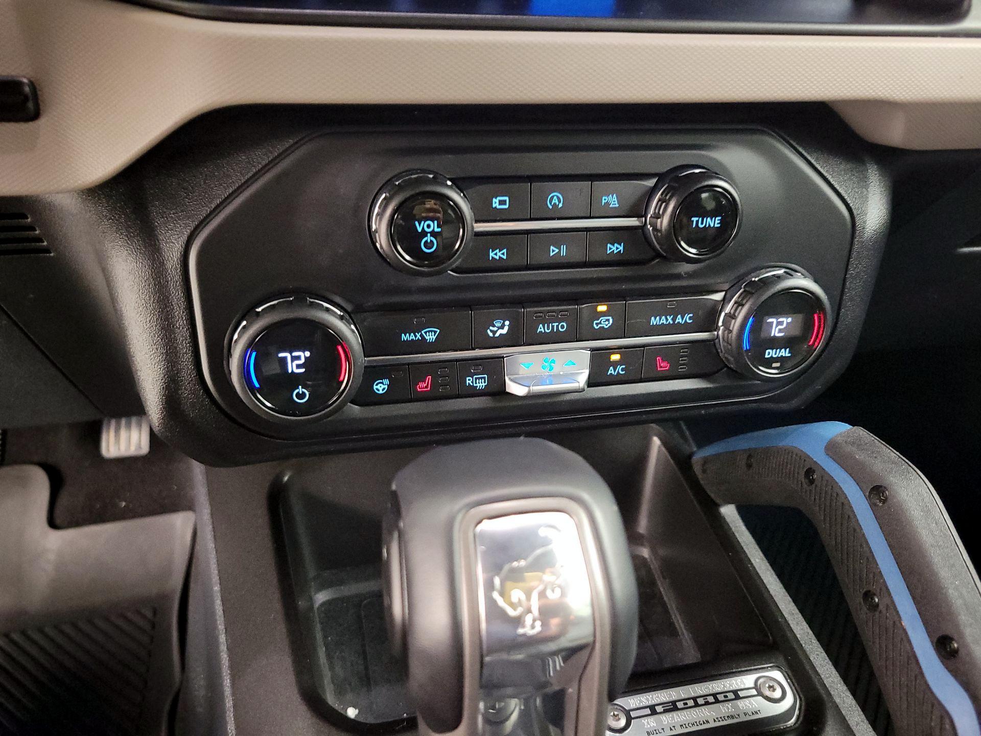 Thumbnail: 2023 Ford Bronco - 17