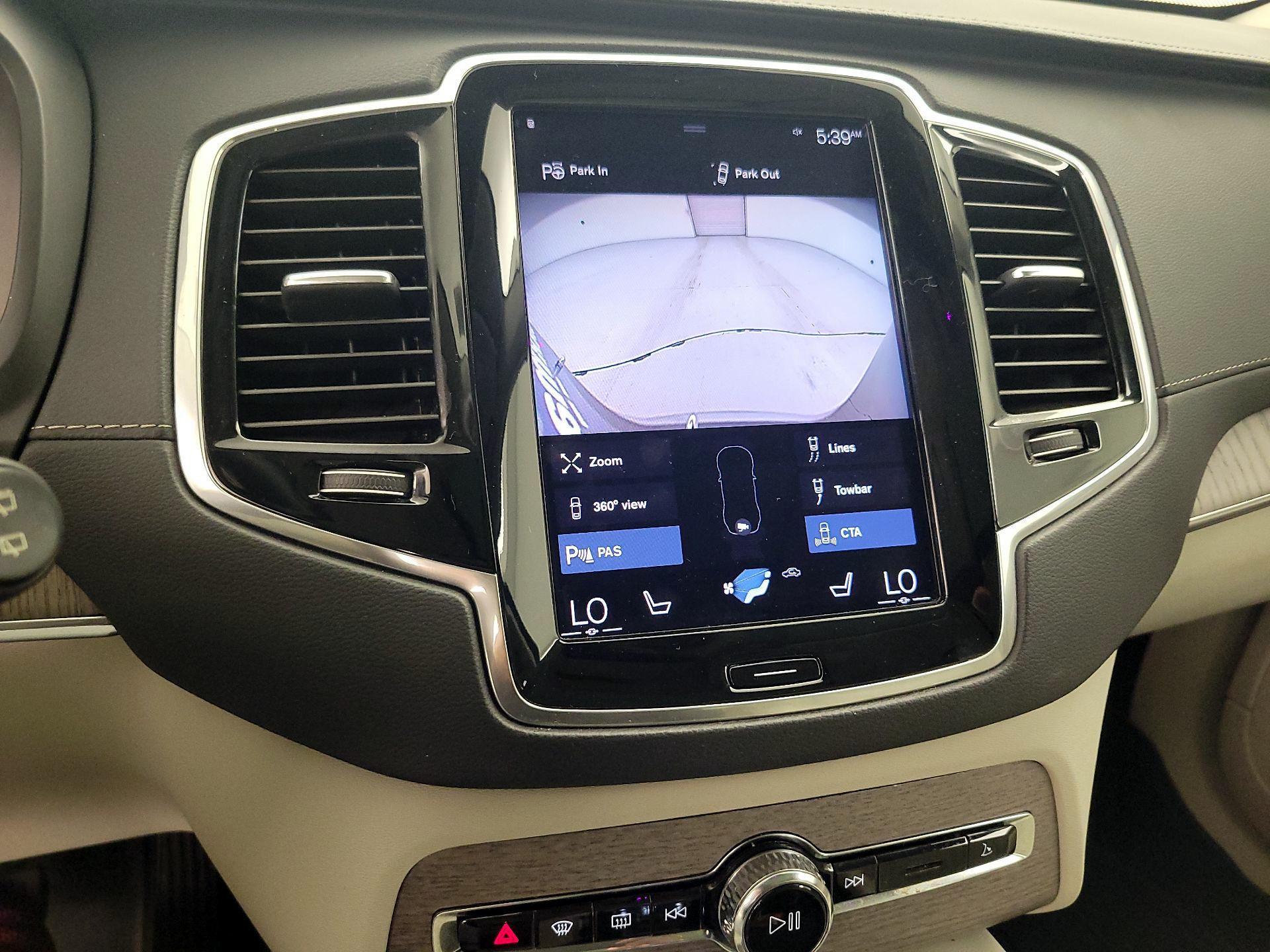 Thumbnail: 2021 Volvo XC90 - 15