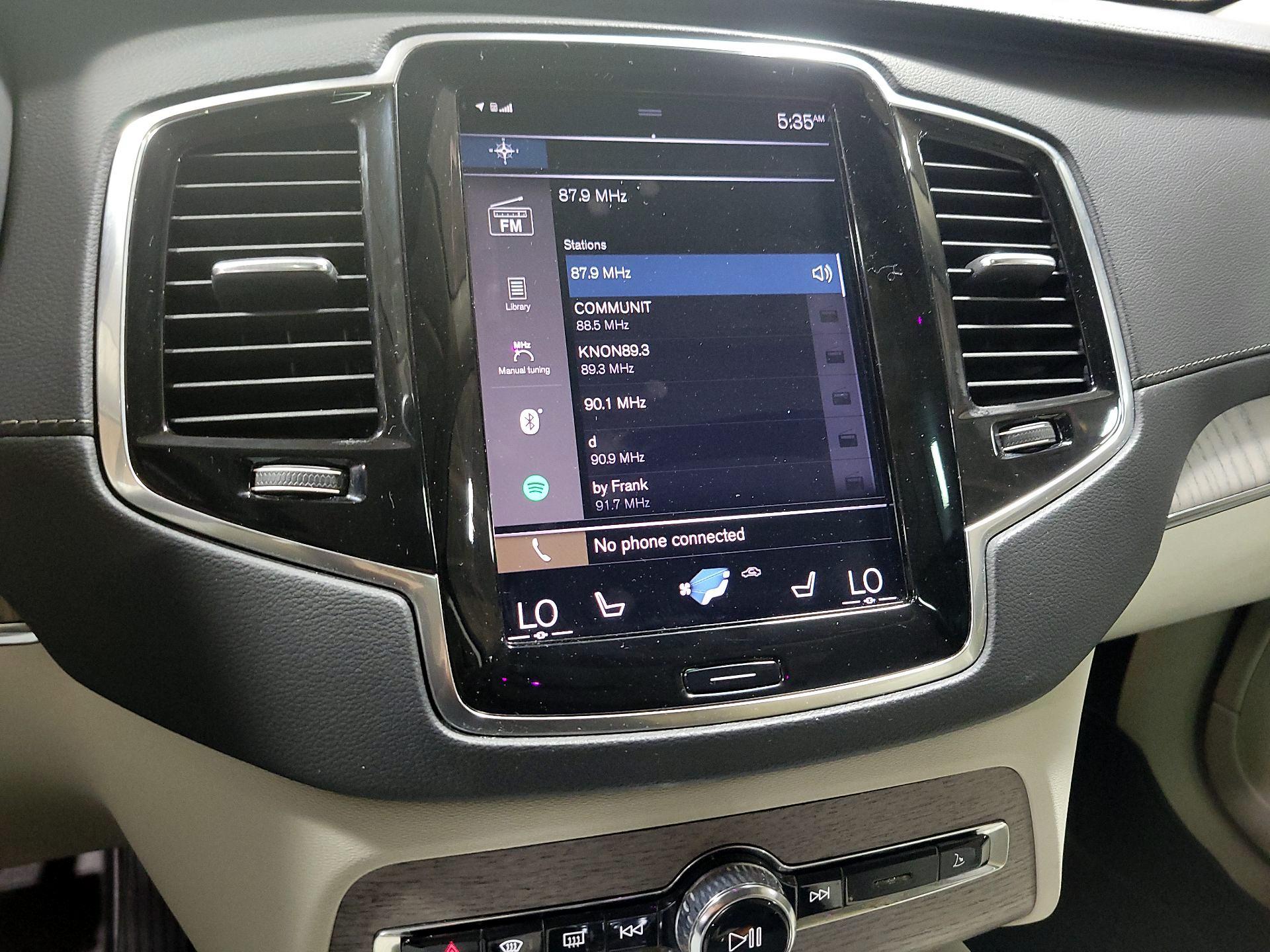 Thumbnail: 2021 Volvo XC90 - 16