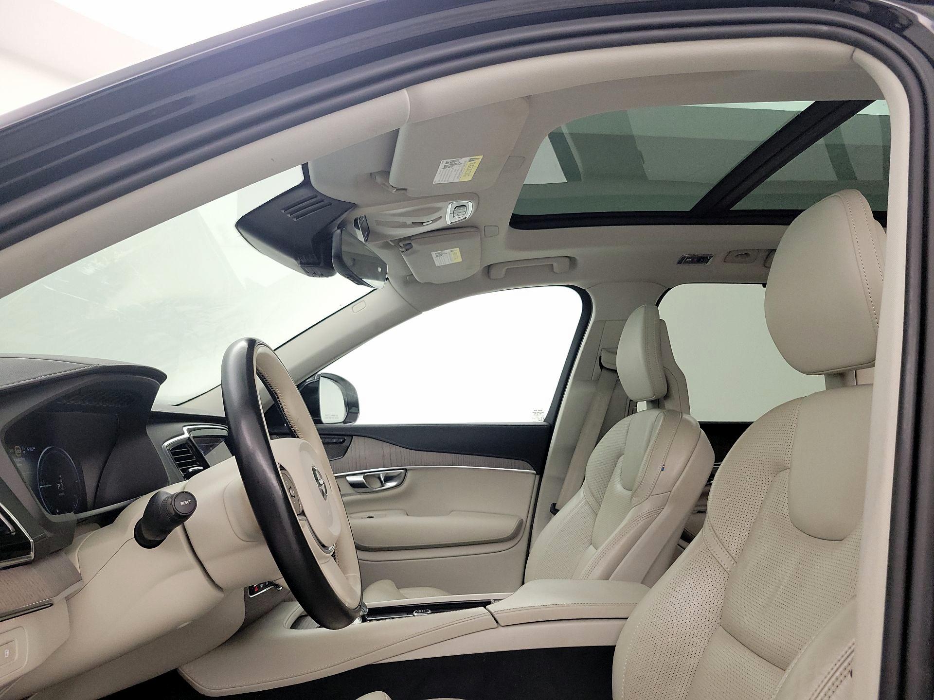 Thumbnail: 2021 Volvo XC90 - 19