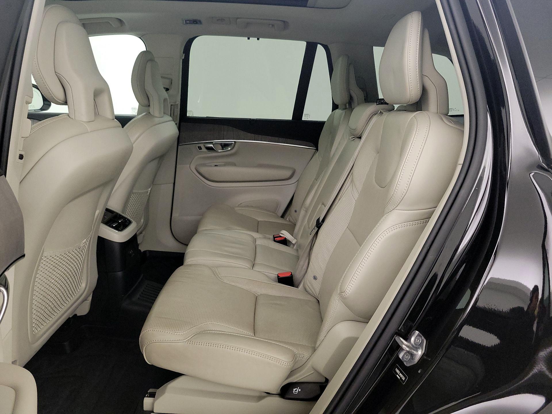 Thumbnail: 2021 Volvo XC90 - 20