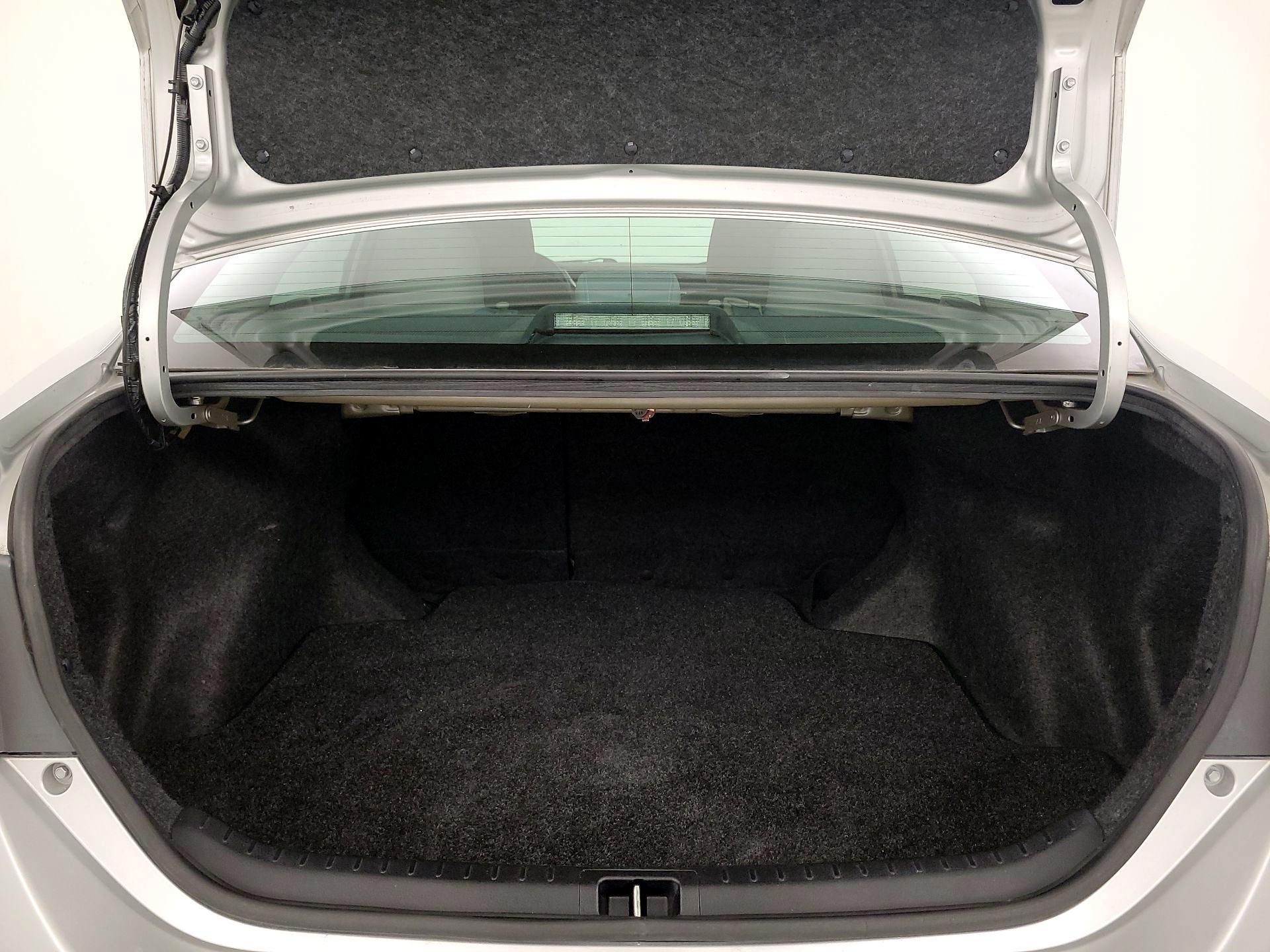 Thumbnail: 2018 Toyota Corolla - 20