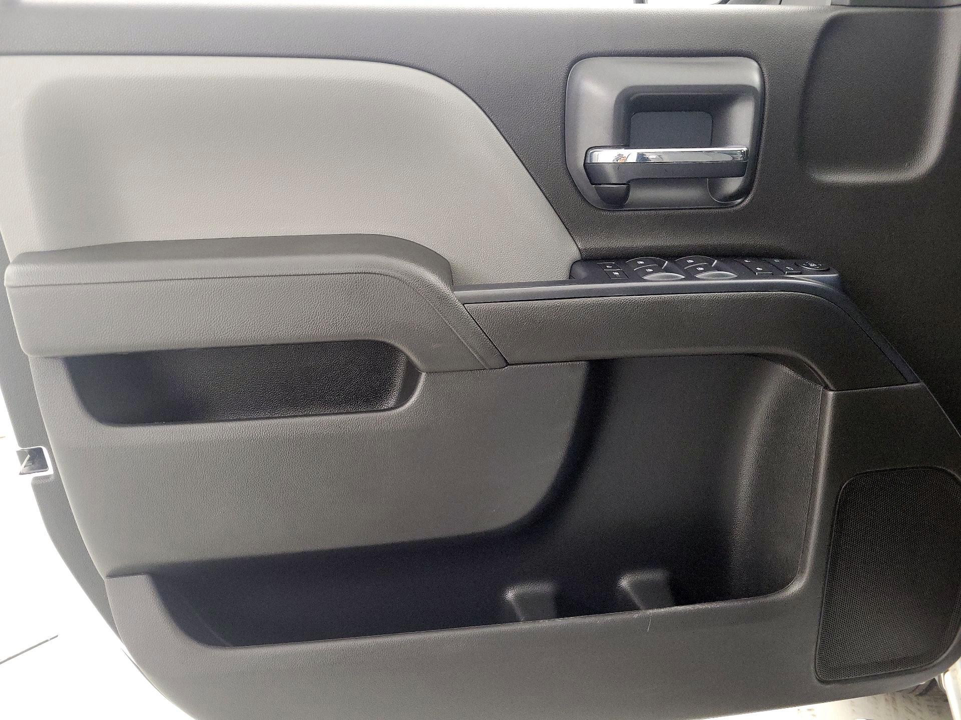 Thumbnail: 2016 Chevrolet Silverado 1500 - 12