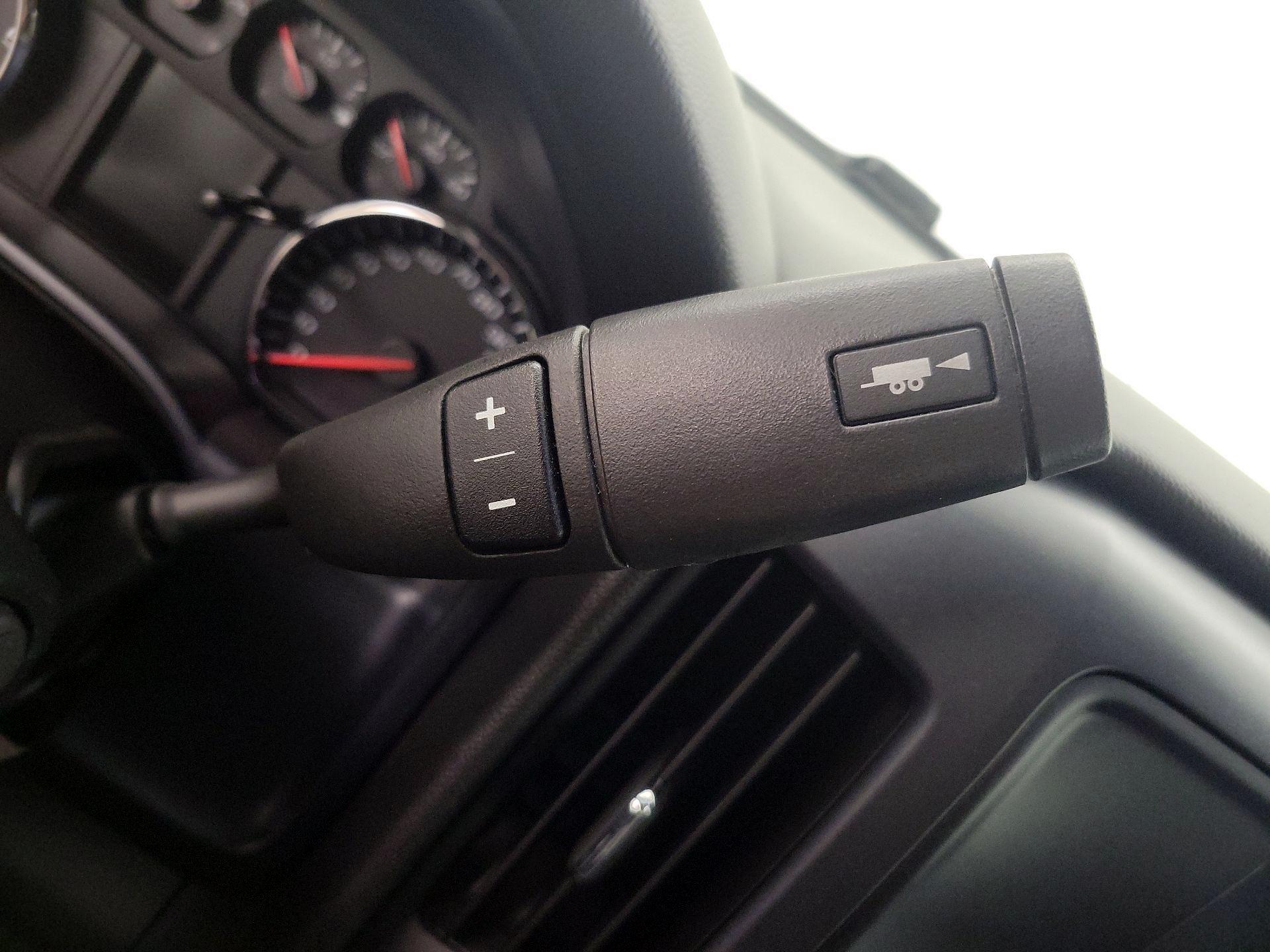 Thumbnail: 2016 Chevrolet Silverado 1500 - 16