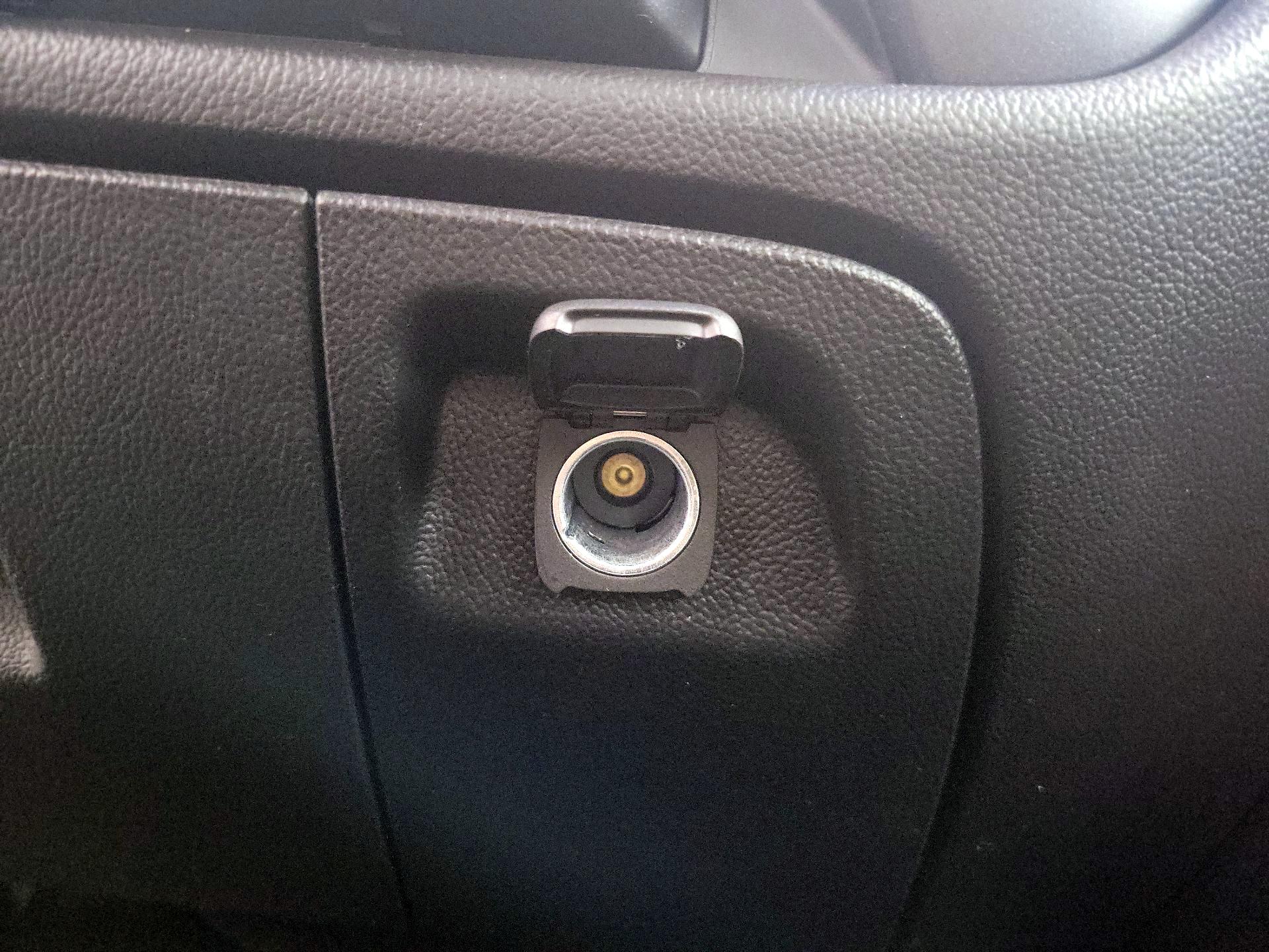 Thumbnail: 2016 Chevrolet Silverado 1500 - 17