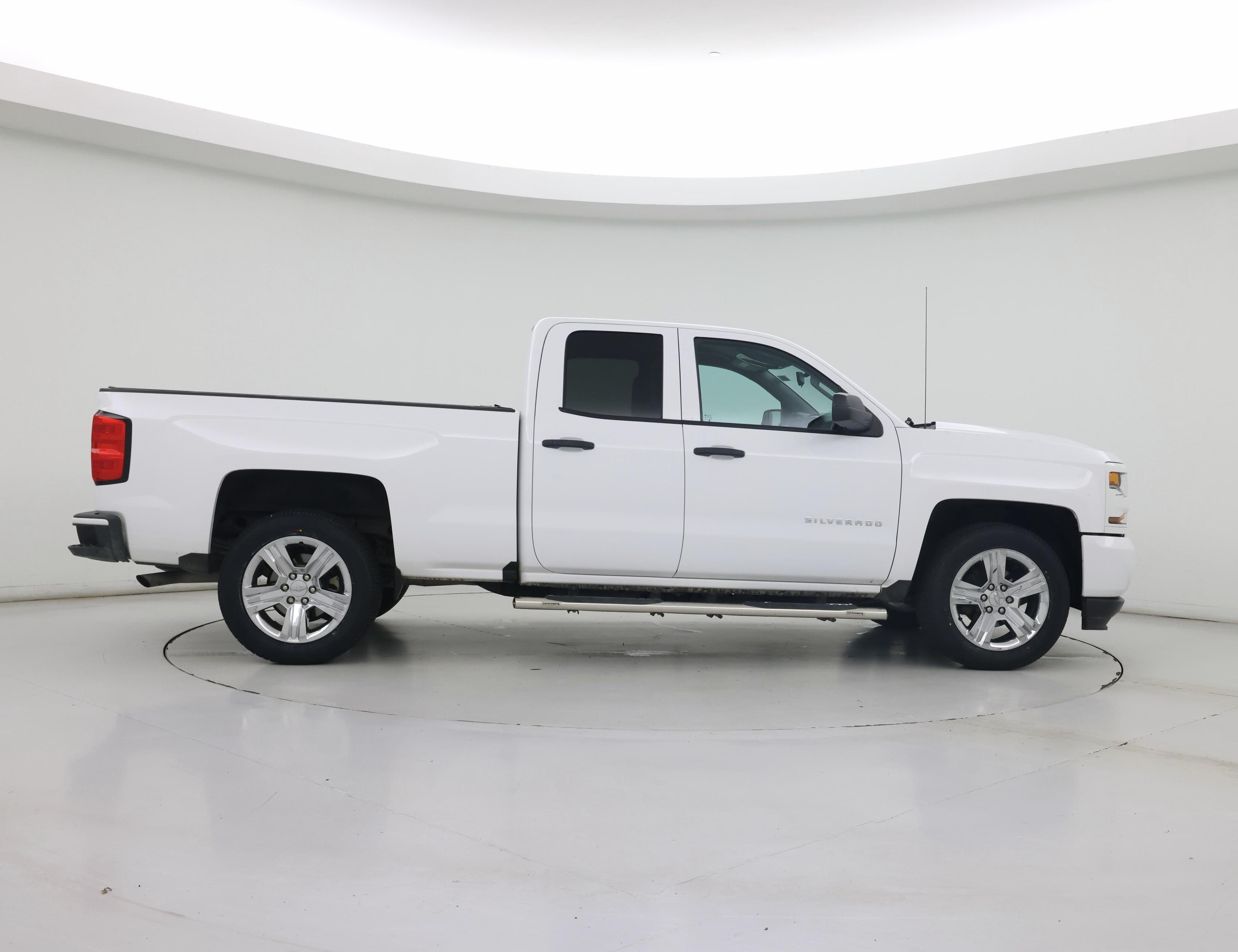 Thumbnail: 2016 Chevrolet Silverado 1500 - 7