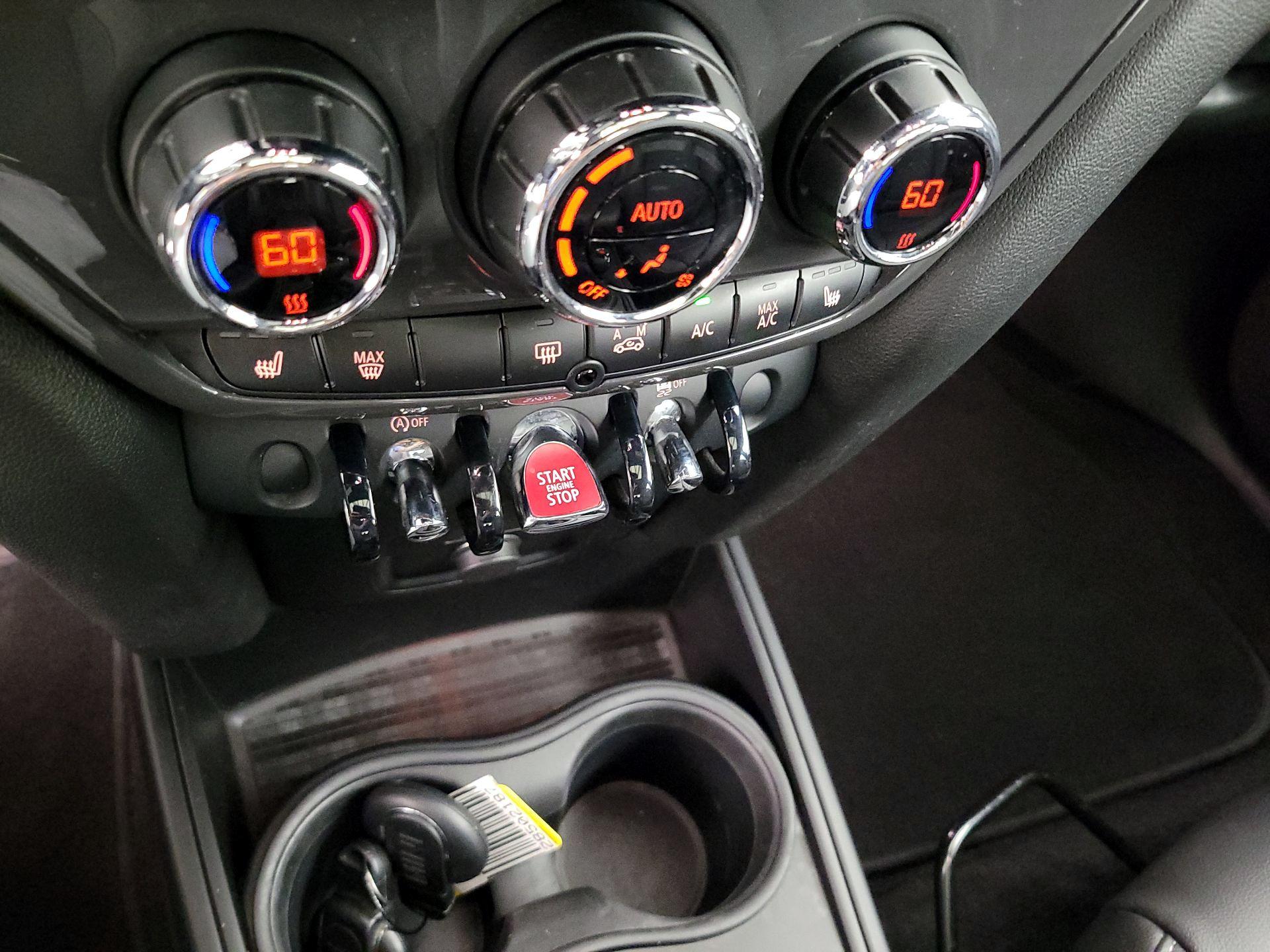 Thumbnail: 2021 MINI Cooper Countryman - 16