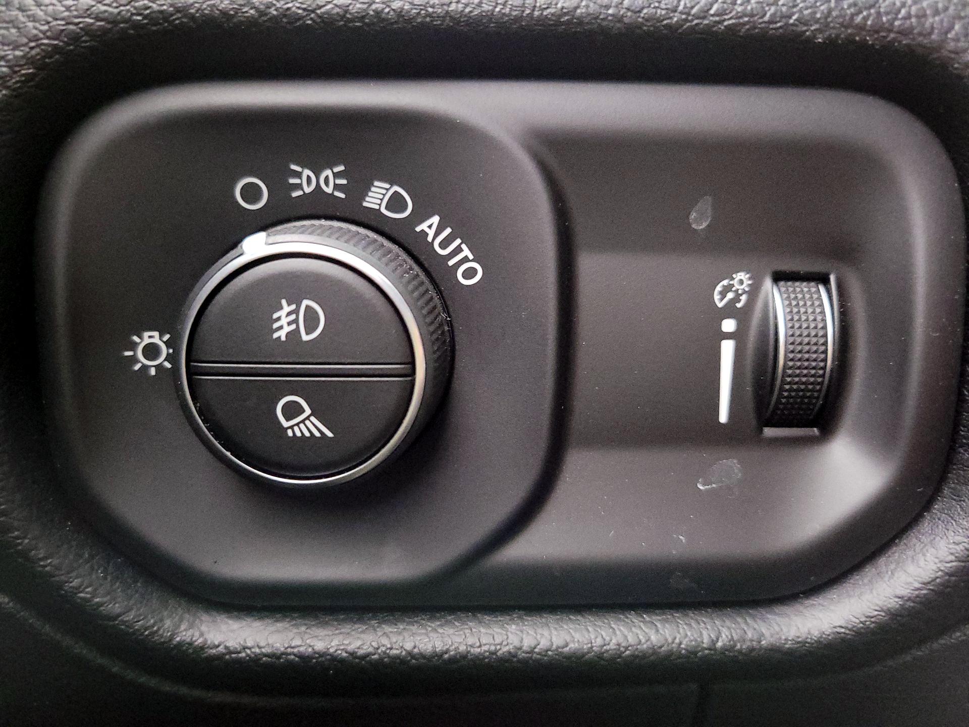 Thumbnail: 2021 RAM 1500 - 13