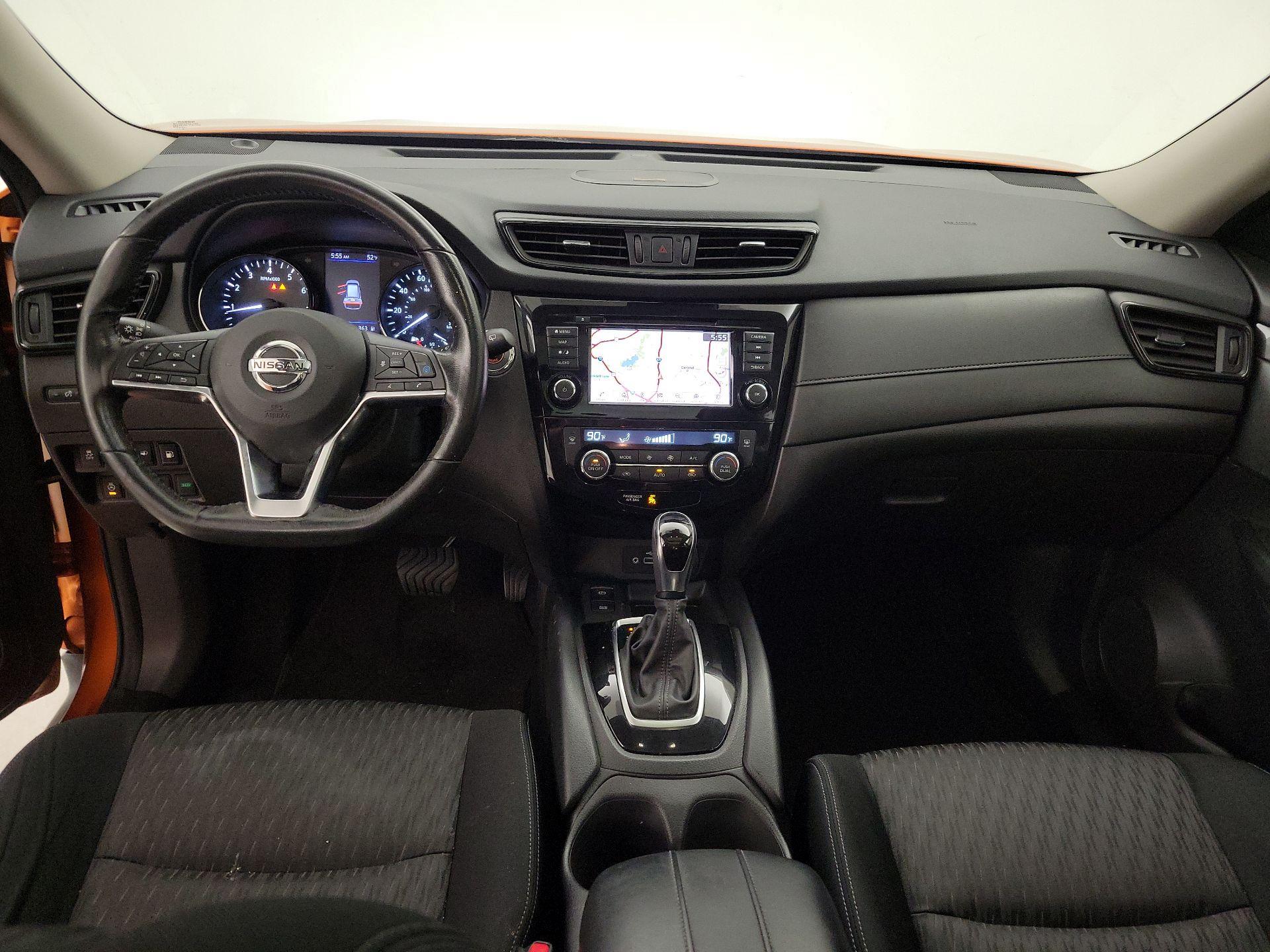 Thumbnail: 2019 Nissan Rogue - 9