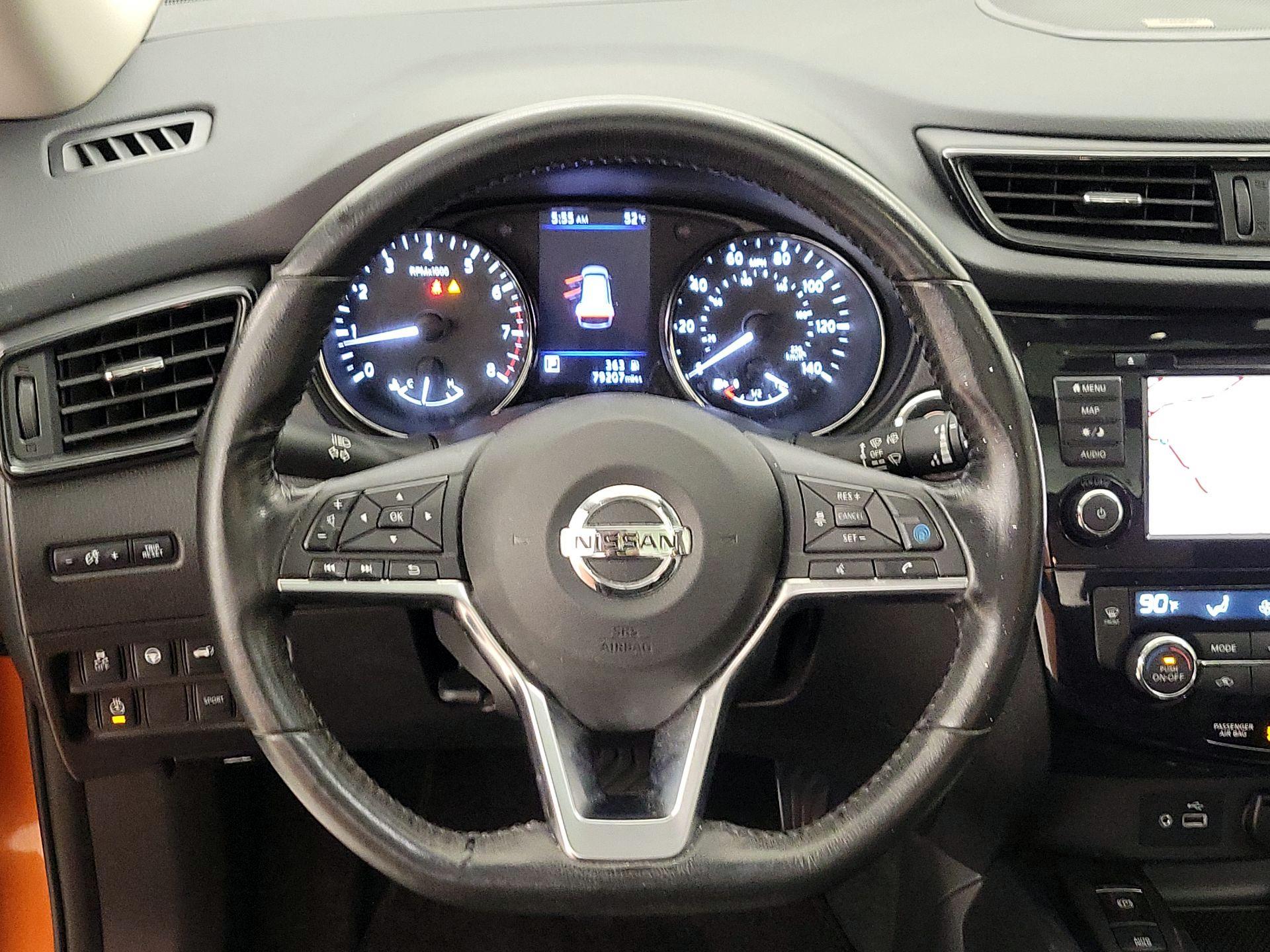 Thumbnail: 2019 Nissan Rogue - 10