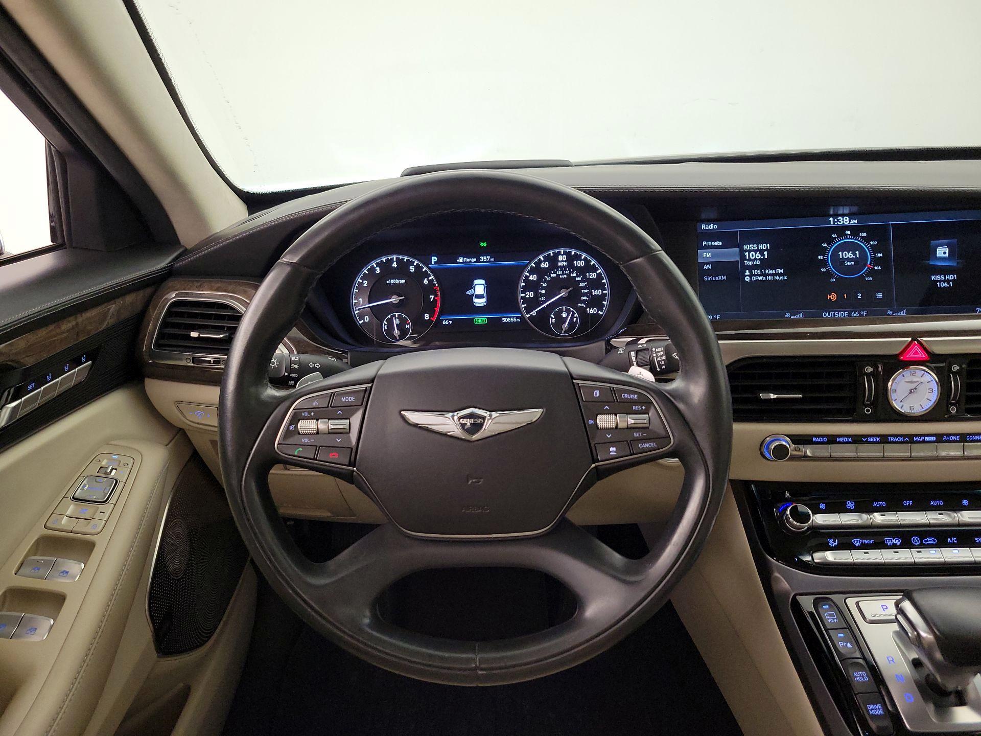 Thumbnail: 2019 Genesis G90 - 10