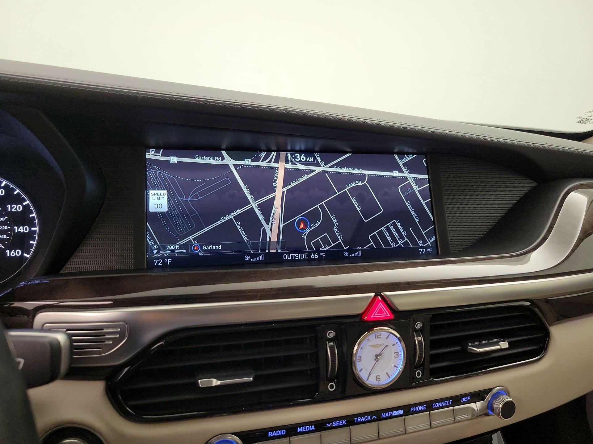 Thumbnail: 2019 Genesis G90 - 14